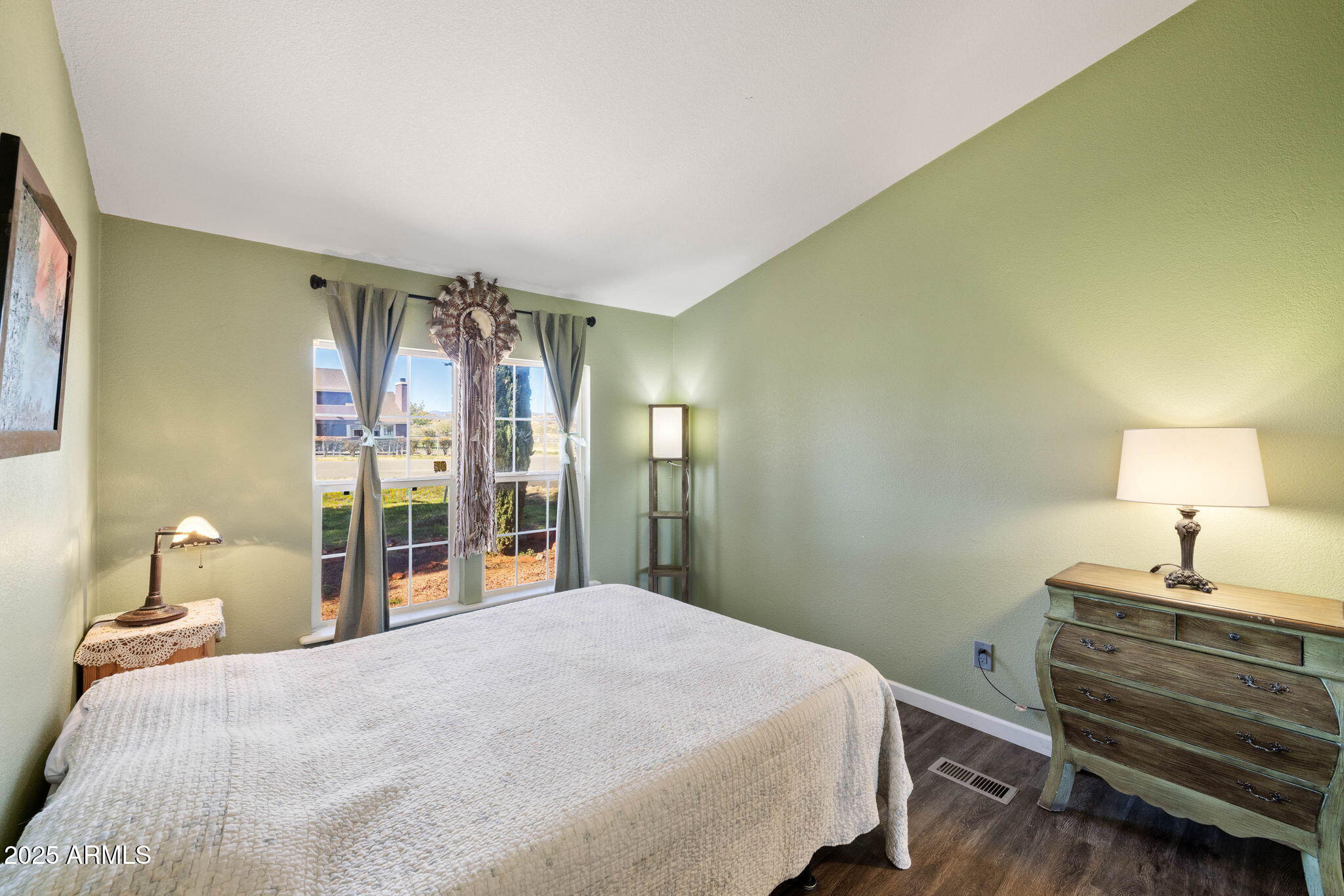 15325 S CORDES LAKES Drive