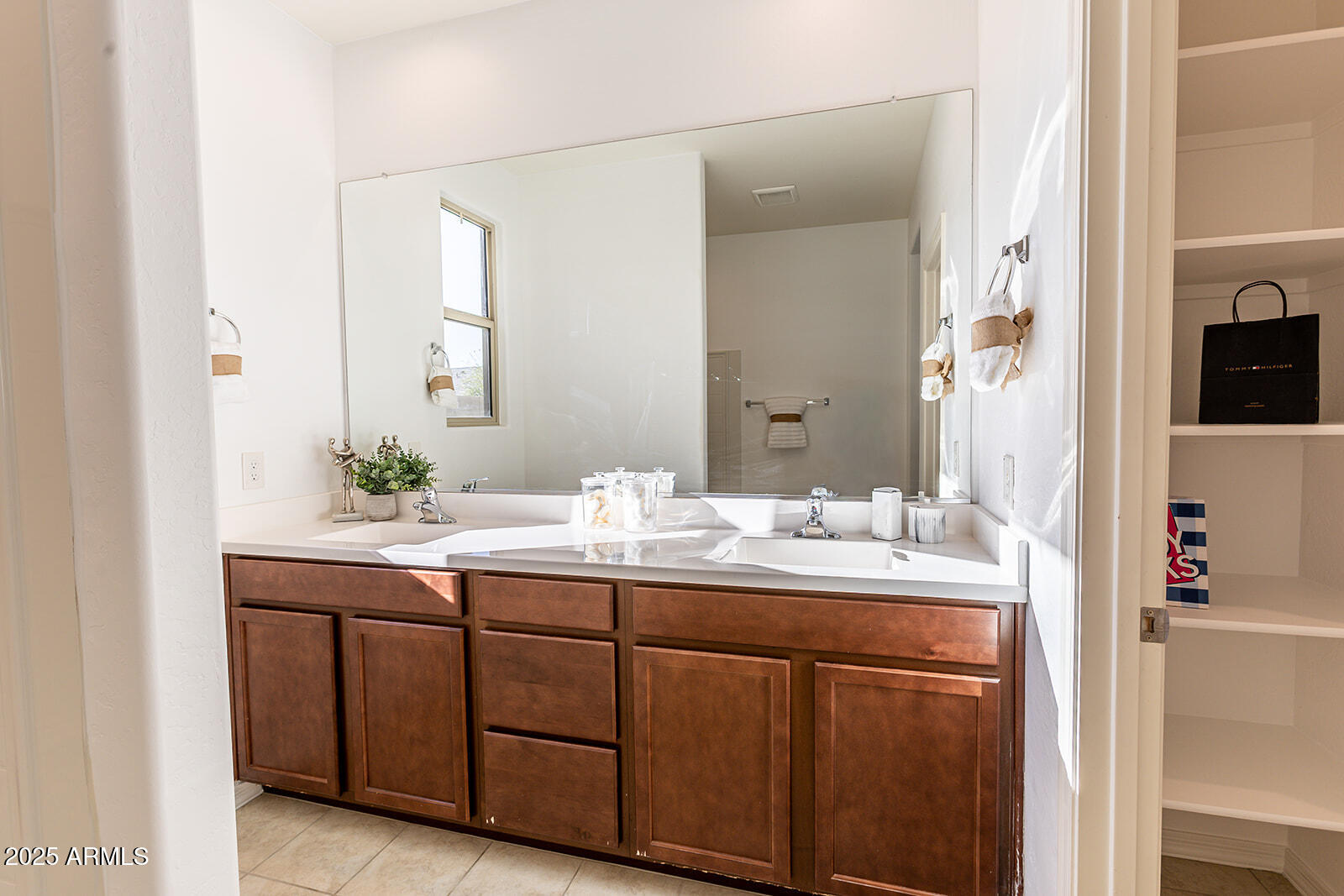 10855 W Taylor Street, Avondale