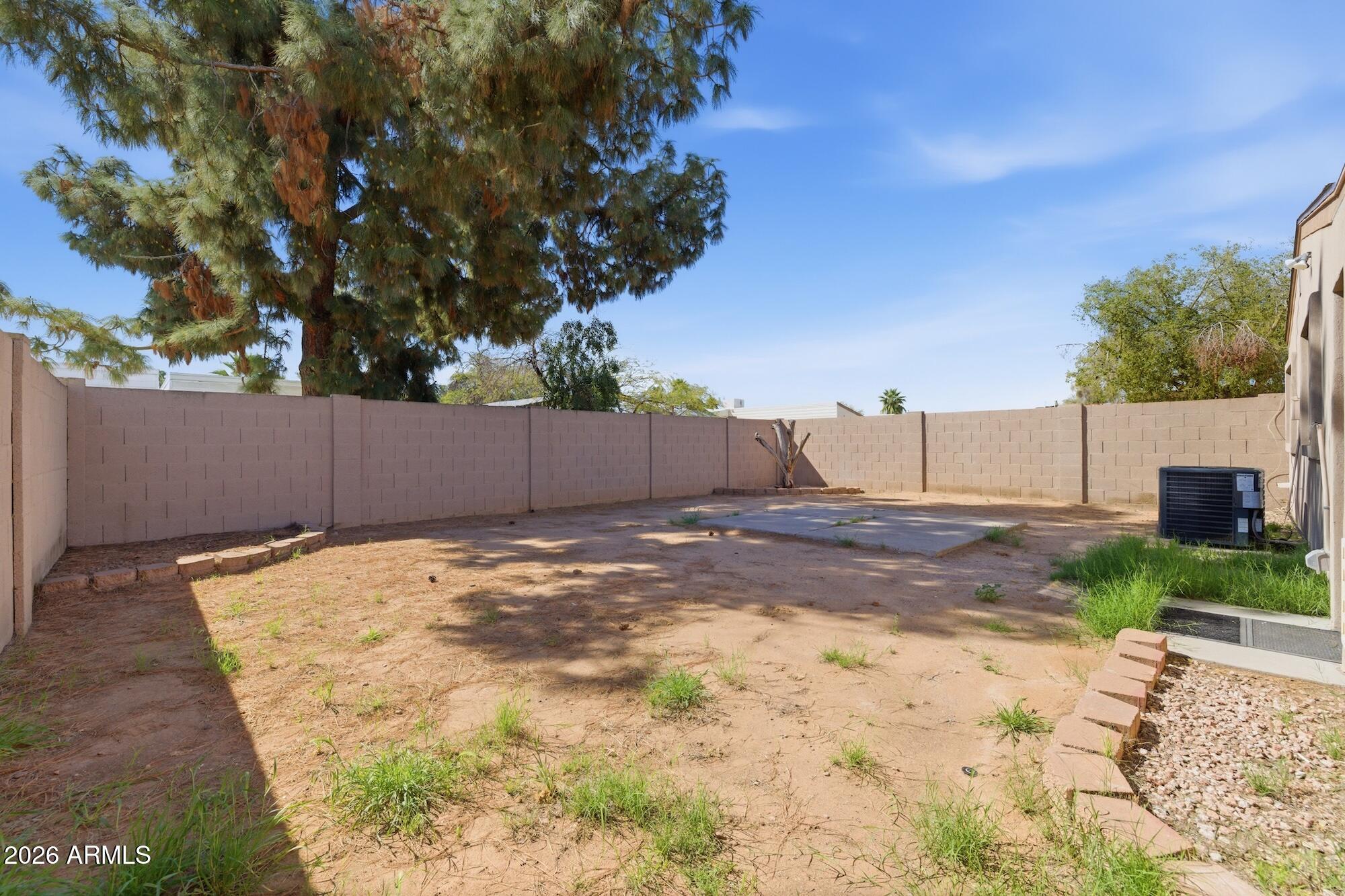 10519 W HEATHERBRAE Drive