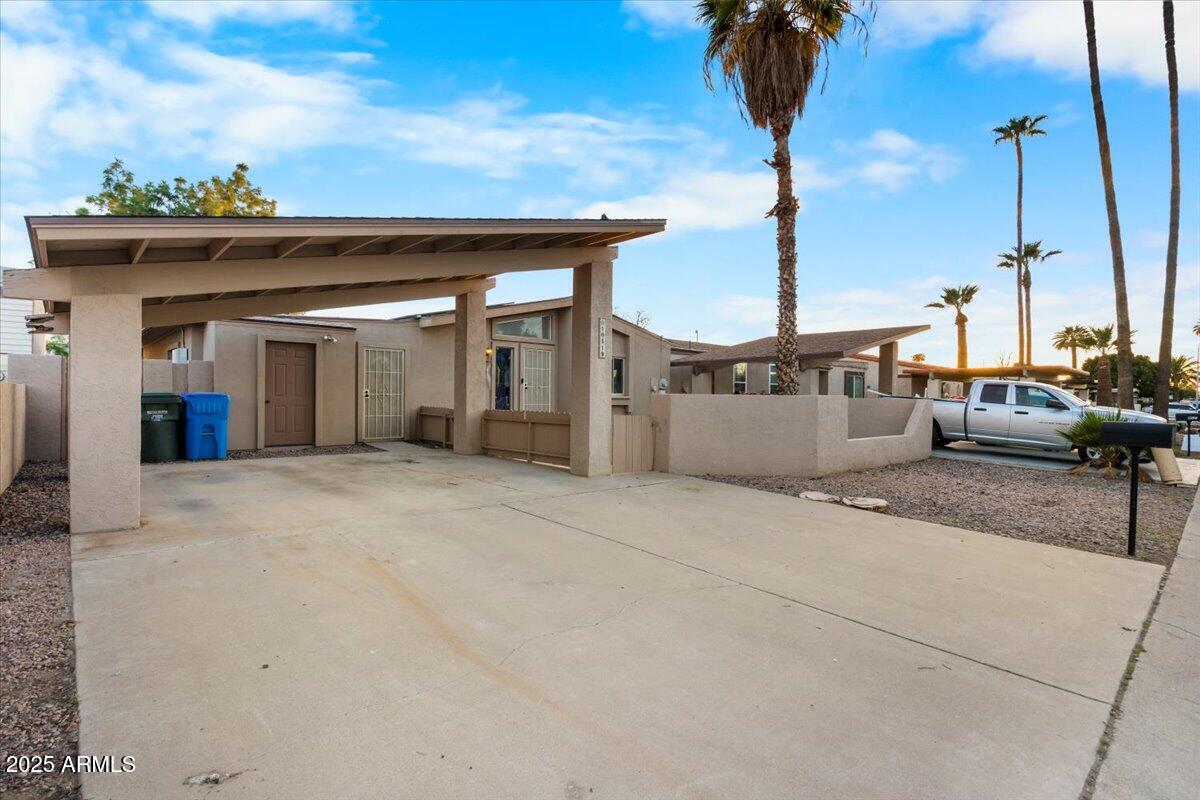 10519 W HEATHERBRAE Drive