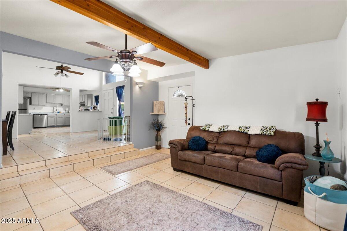 10519 W HEATHERBRAE Drive