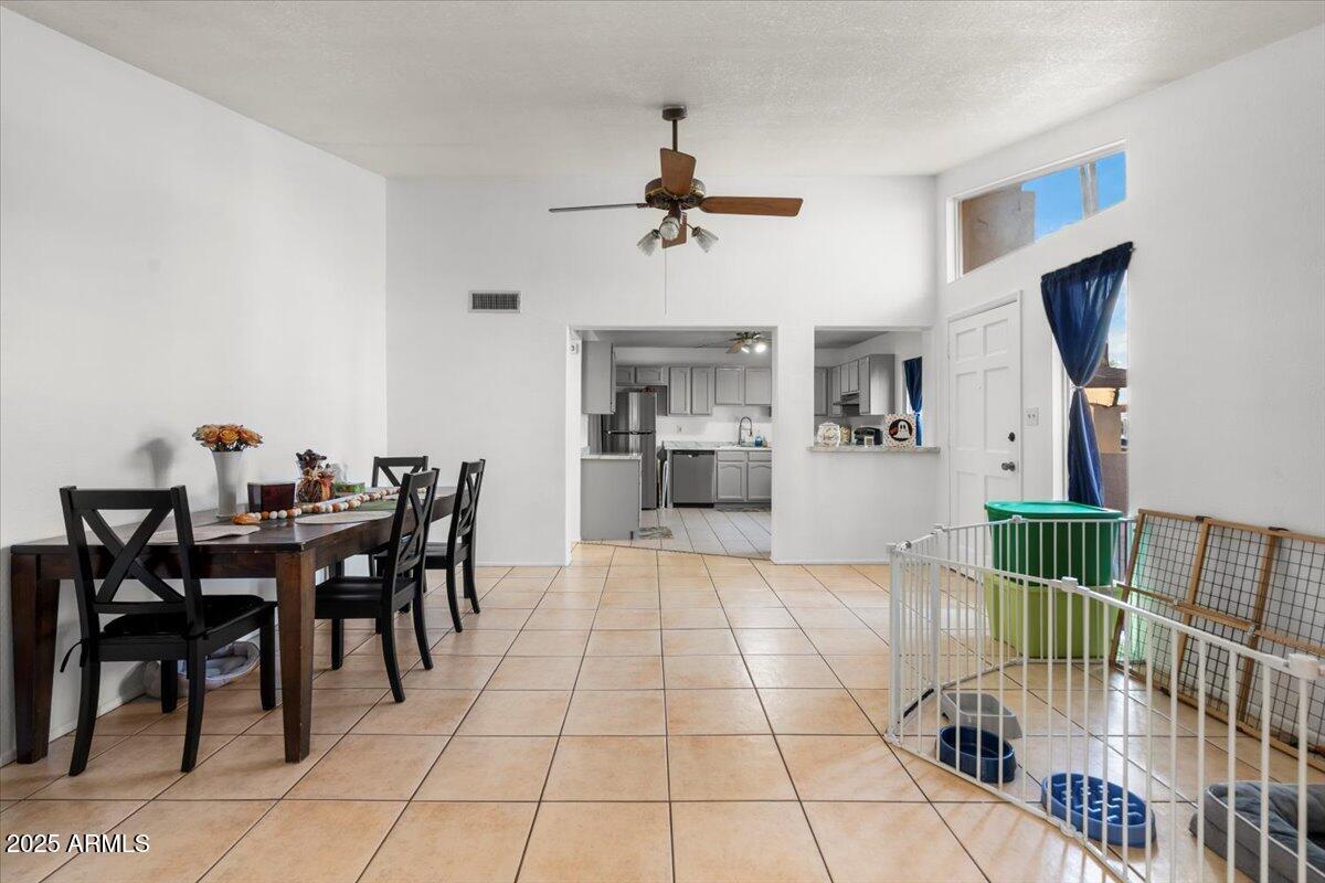 10519 W HEATHERBRAE Drive