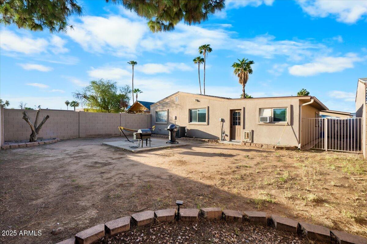 10519 W HEATHERBRAE Drive