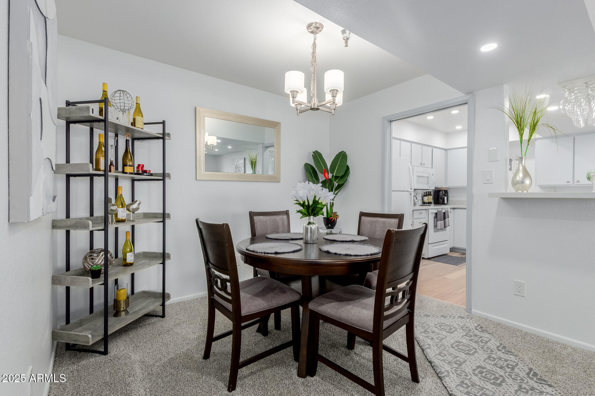 425 S PARKCREST Drive, 334, Mesa Unit: 334