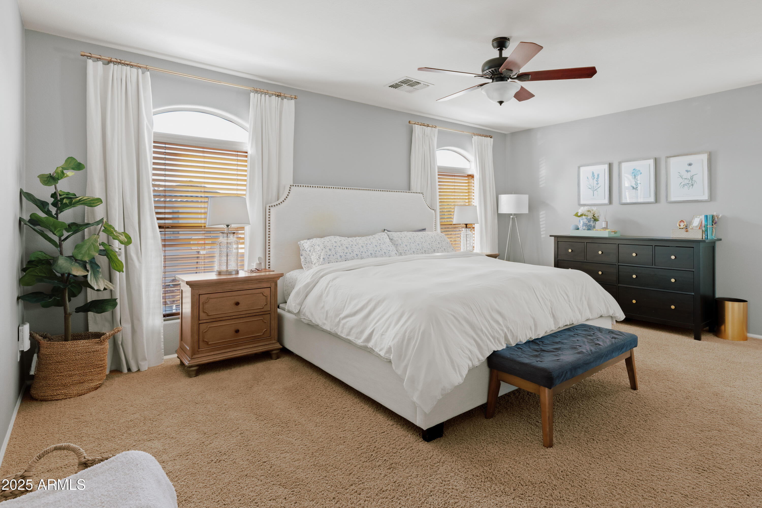 2510 W WHITE FEATHER Lane, Phoenix