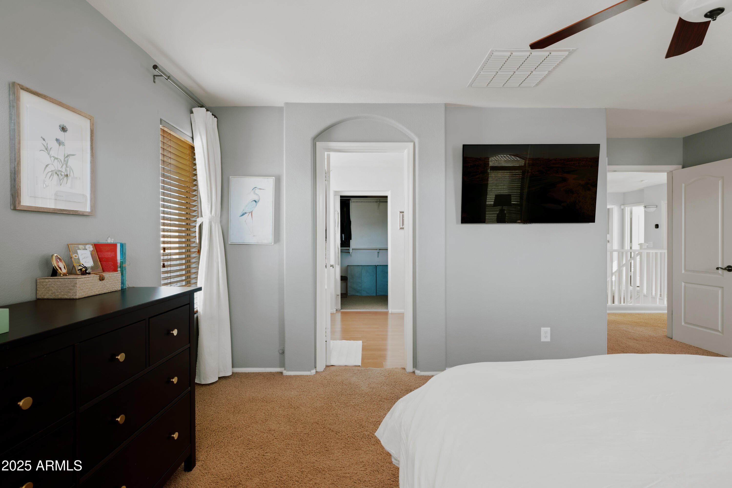 2510 W WHITE FEATHER Lane, Phoenix
