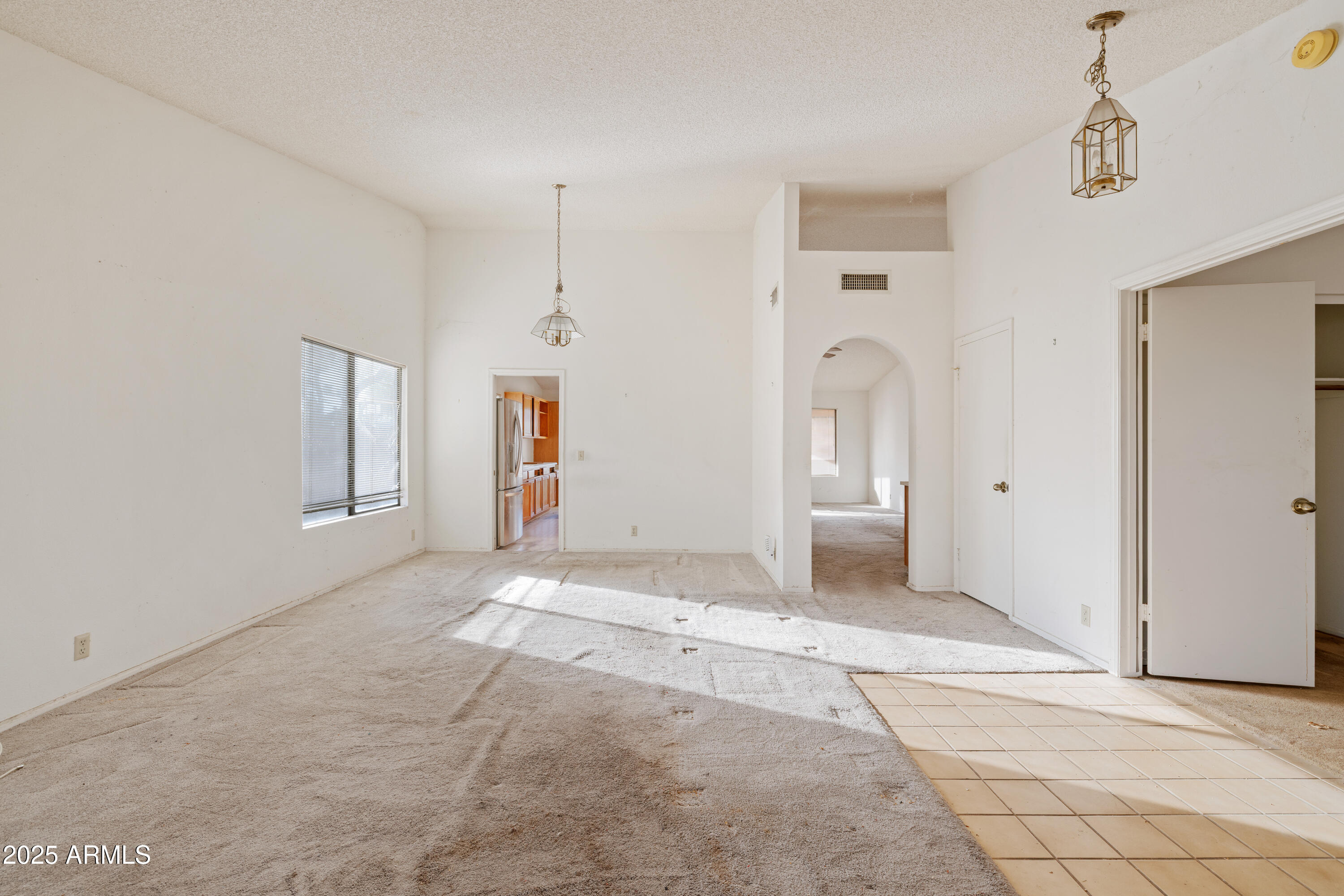 4609 E PARADISE Lane, Phoenix