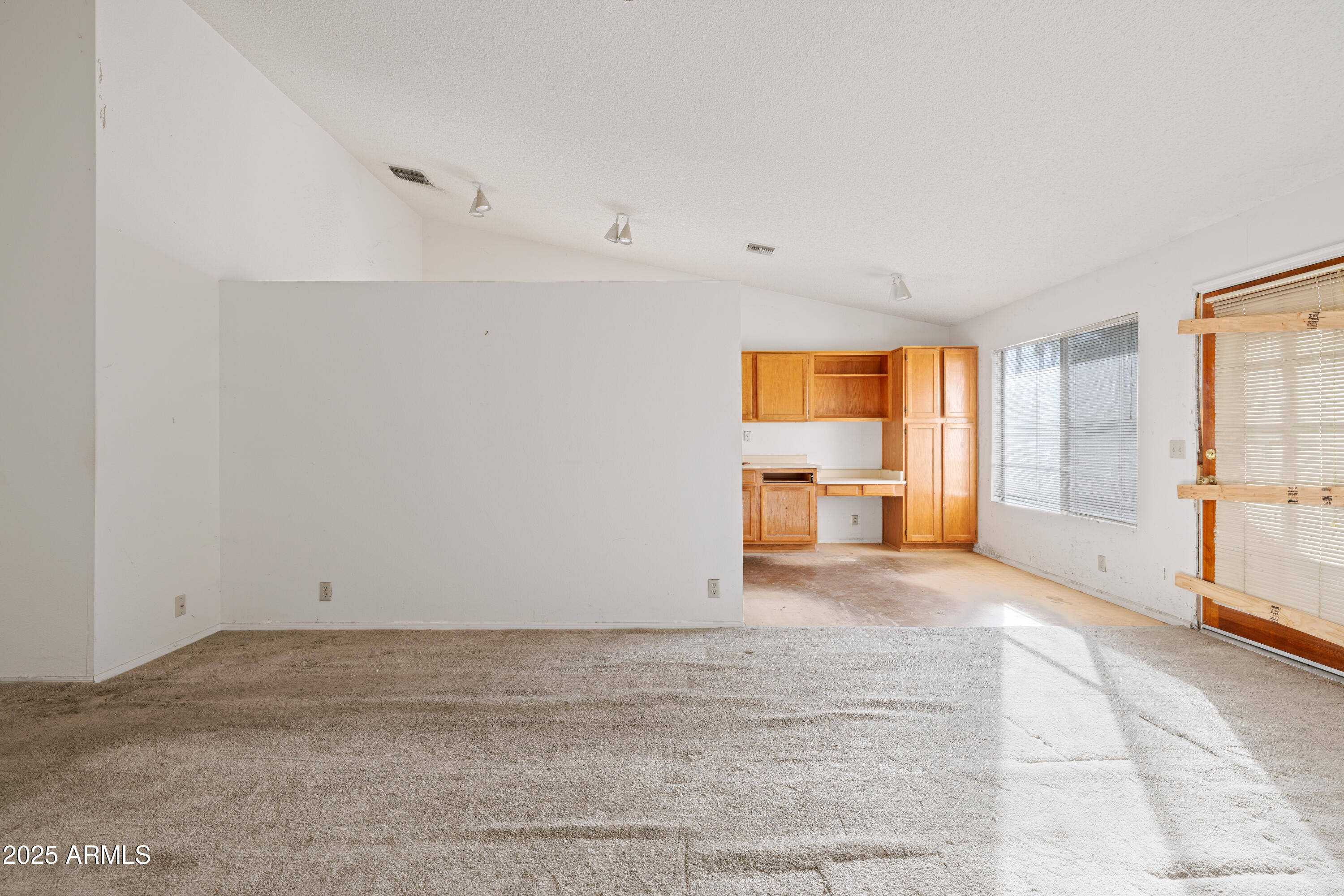 4609 E PARADISE Lane, Phoenix