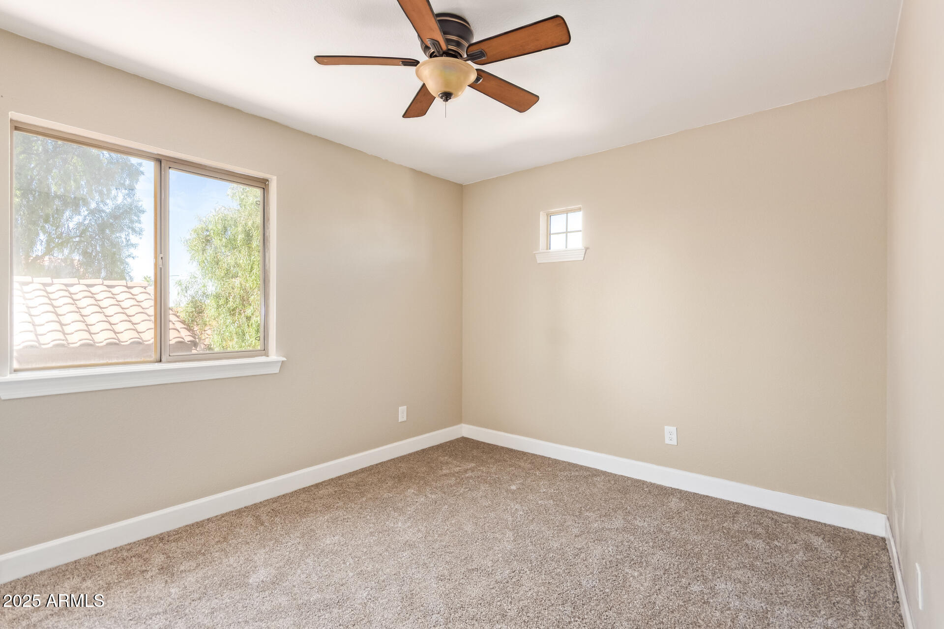 15905 W COTTONWOOD Street