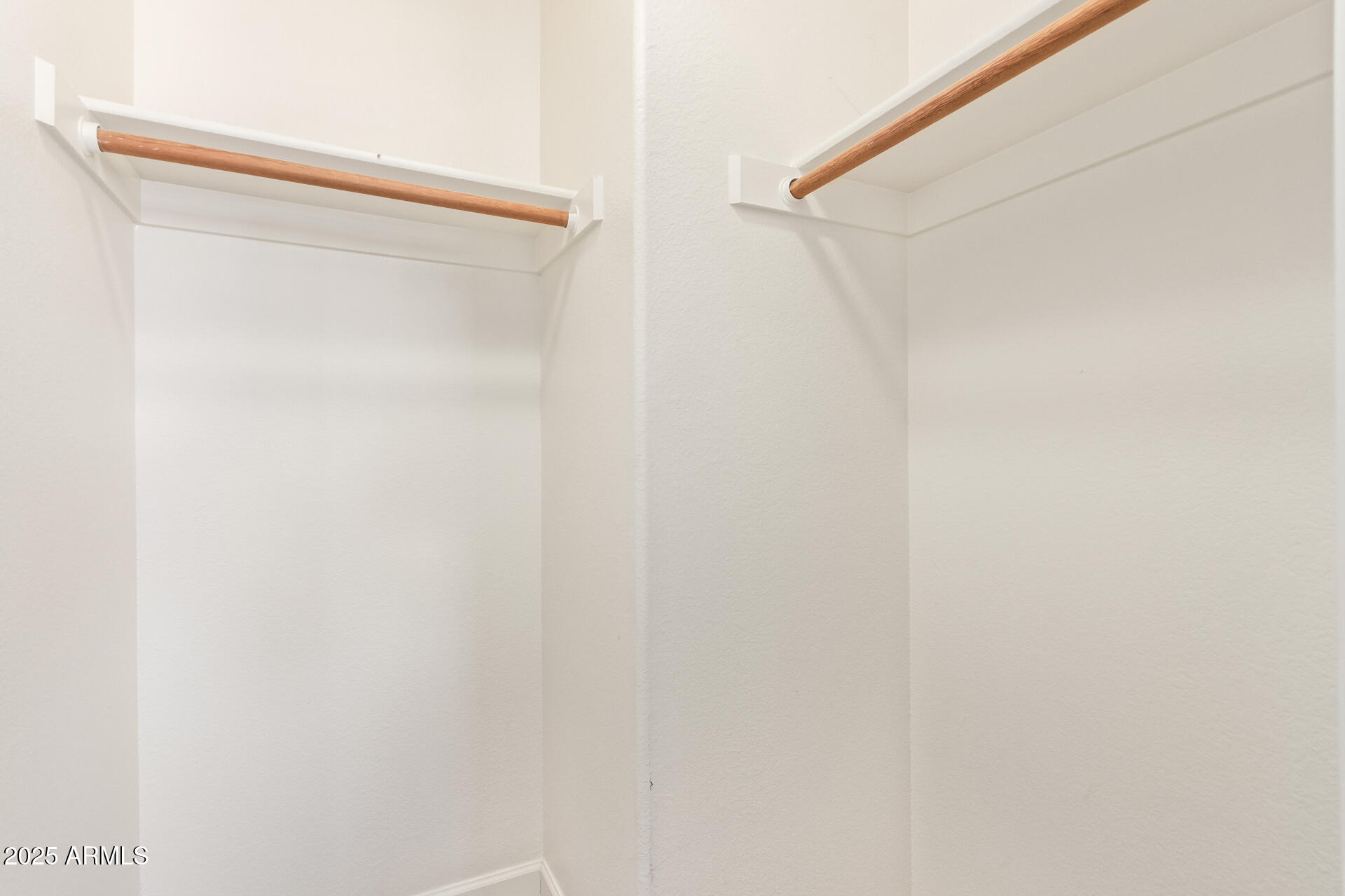 15905 W COTTONWOOD Street