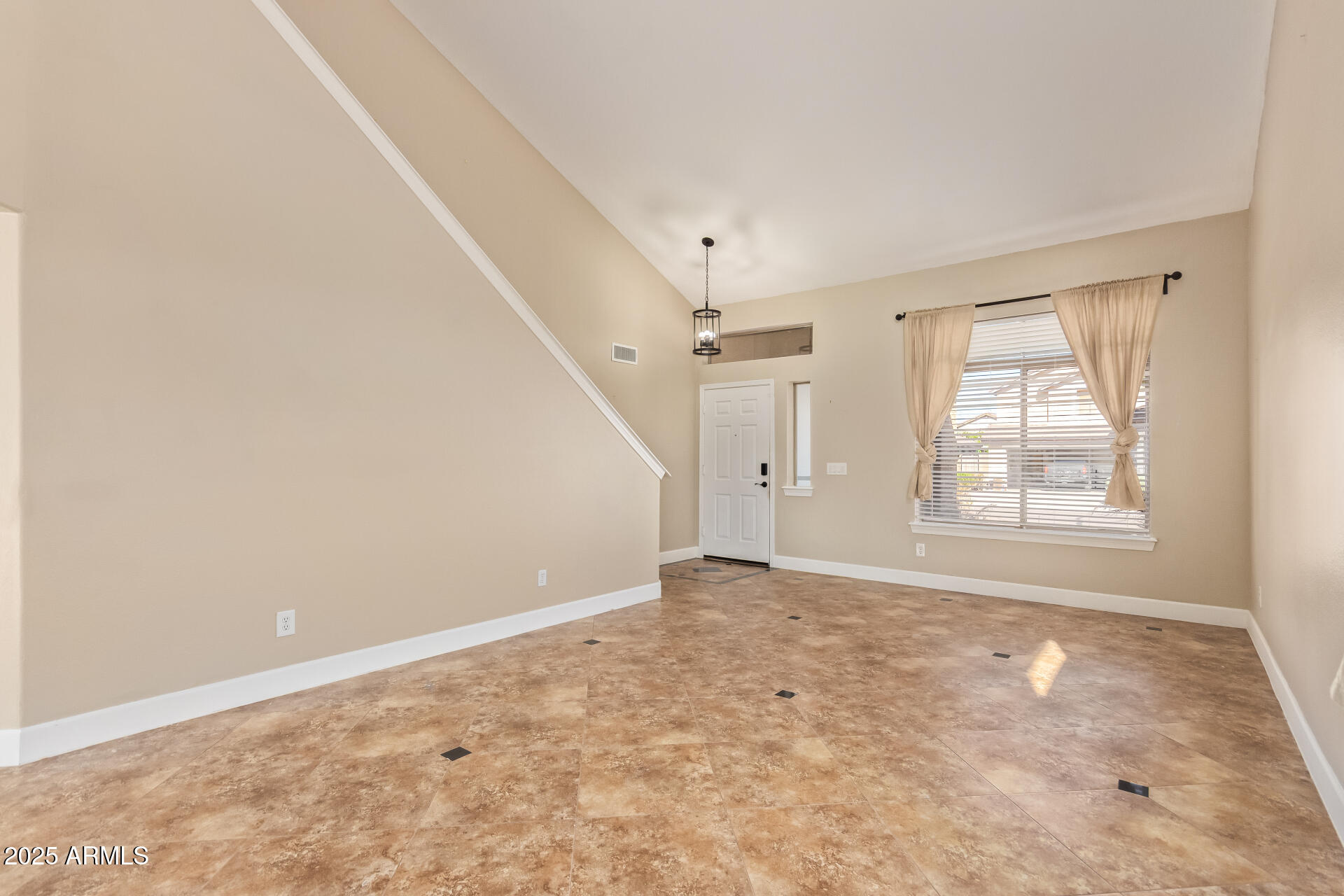 15905 W COTTONWOOD Street