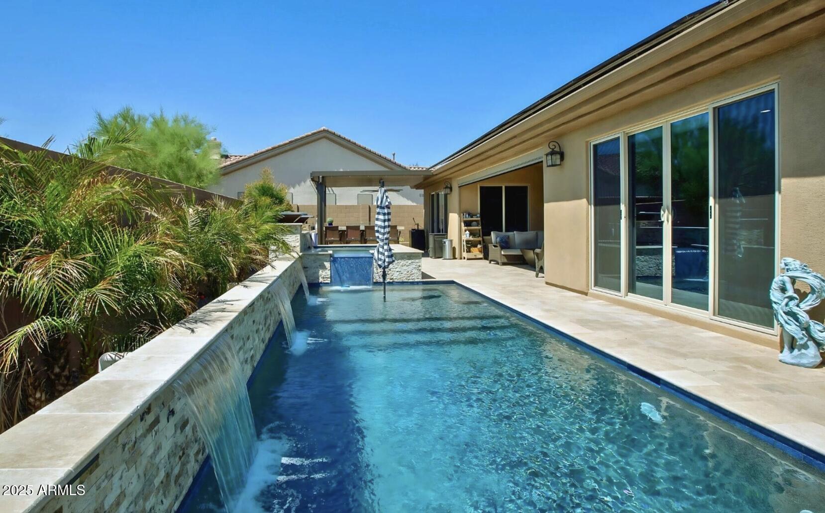 40722 N HARBOUR TOWN Court