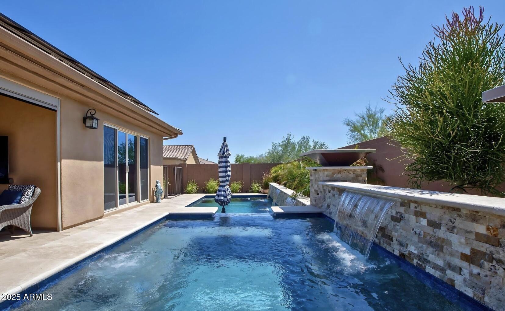 40722 N HARBOUR TOWN Court