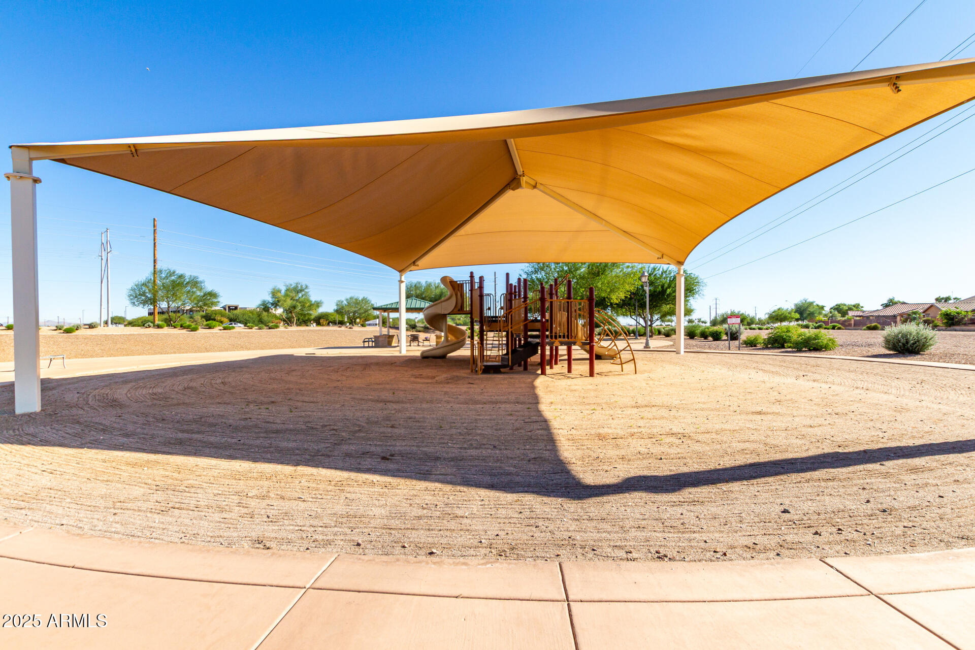 40202 W MARY LOU Drive