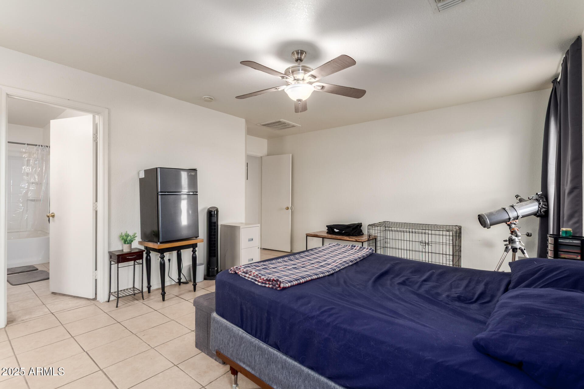 40202 W MARY LOU Drive