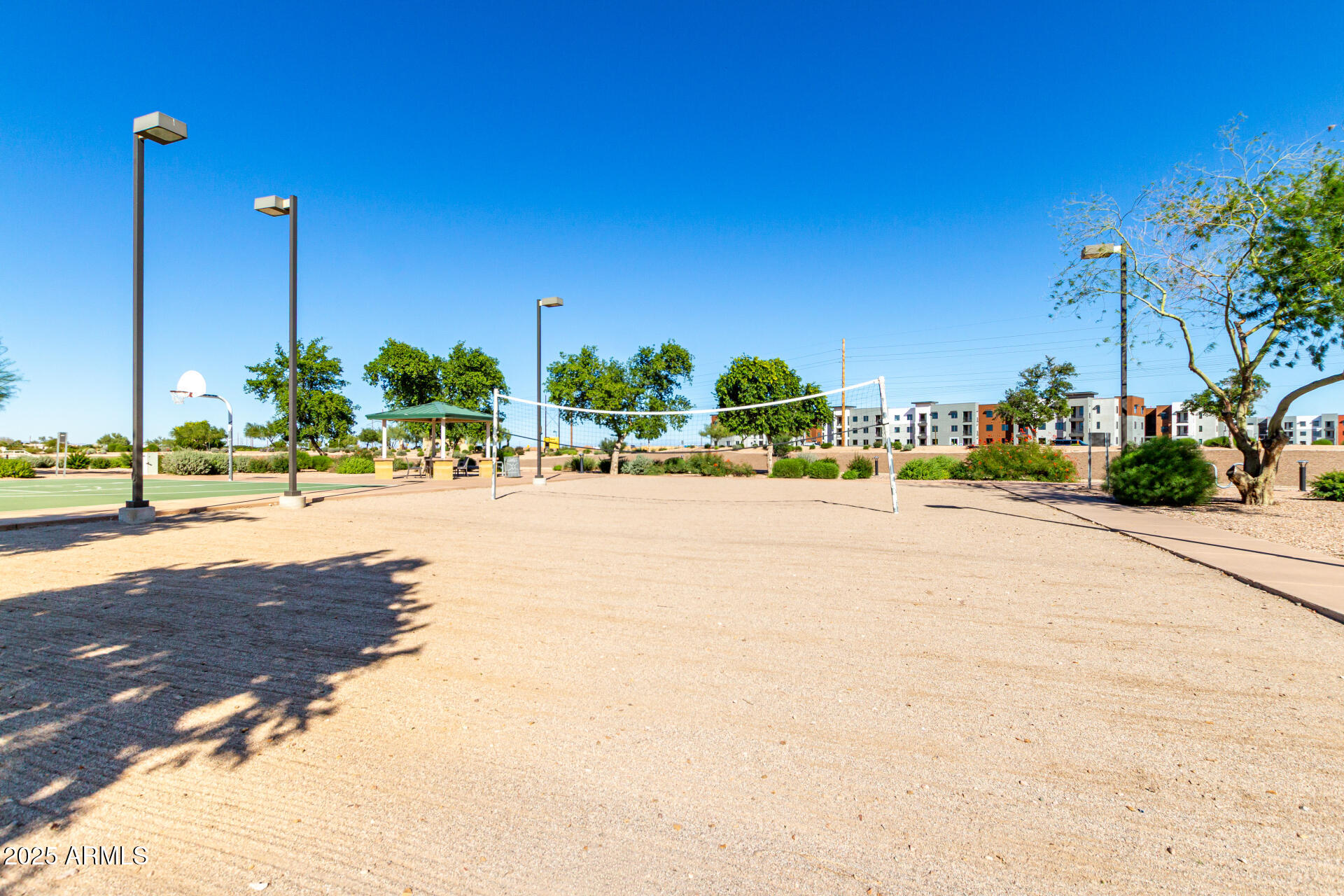 40202 W MARY LOU Drive