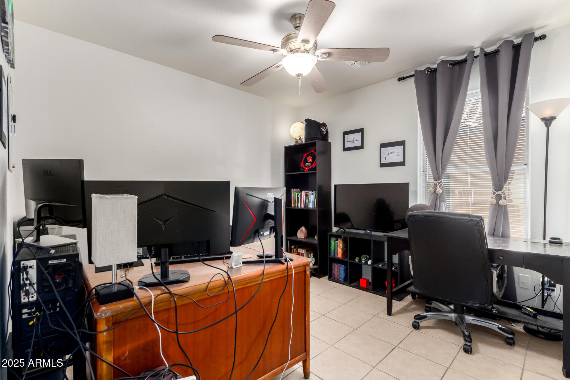 40202 W MARY LOU Drive