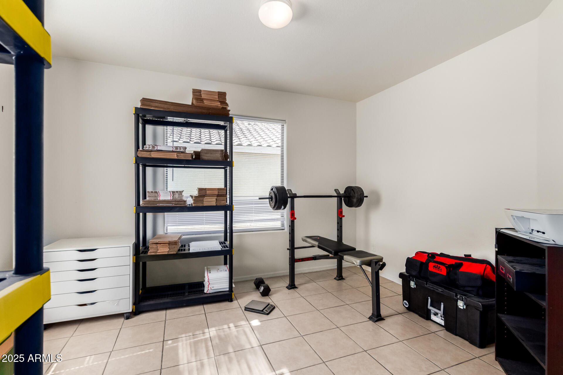 40202 W MARY LOU Drive