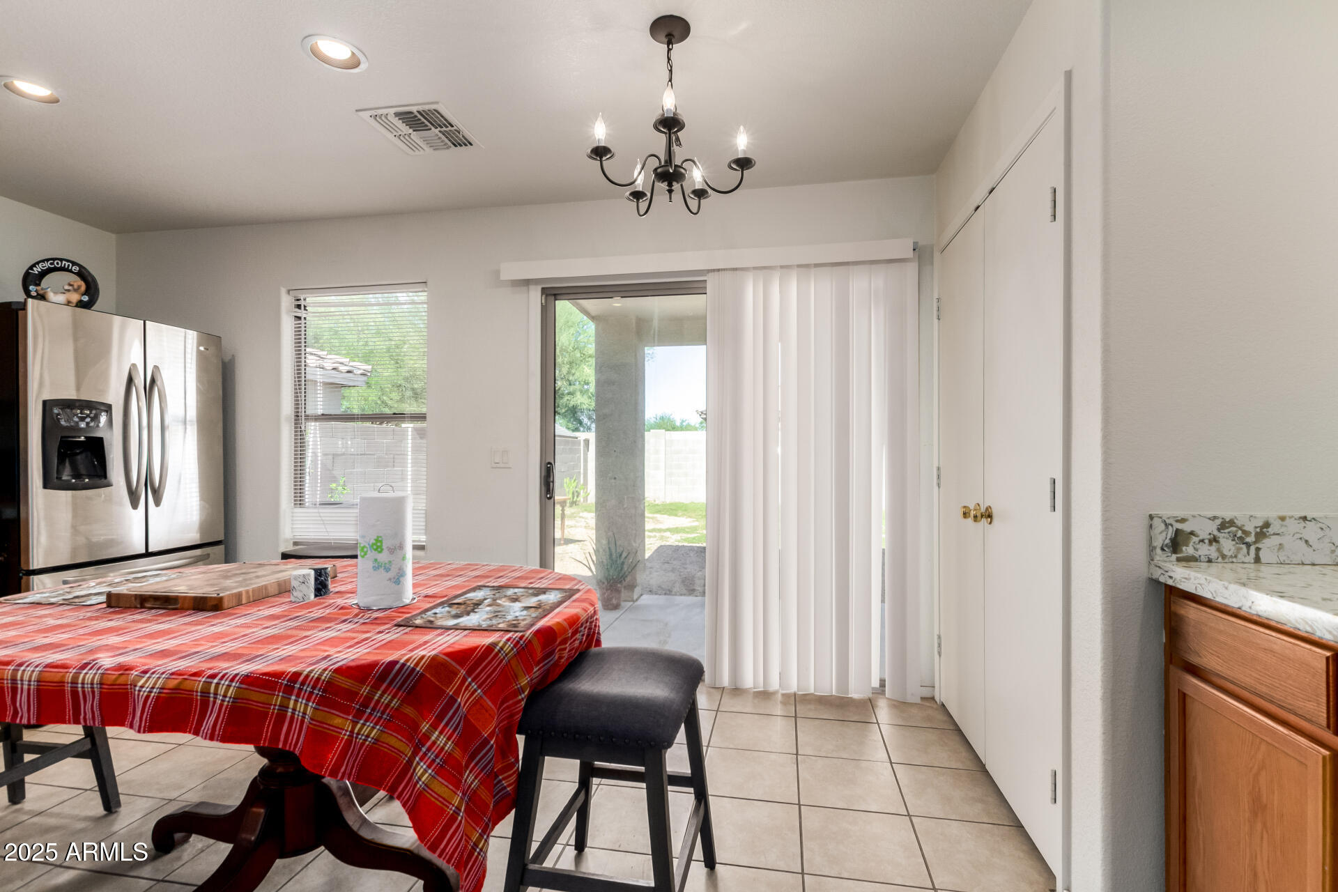 40202 W MARY LOU Drive