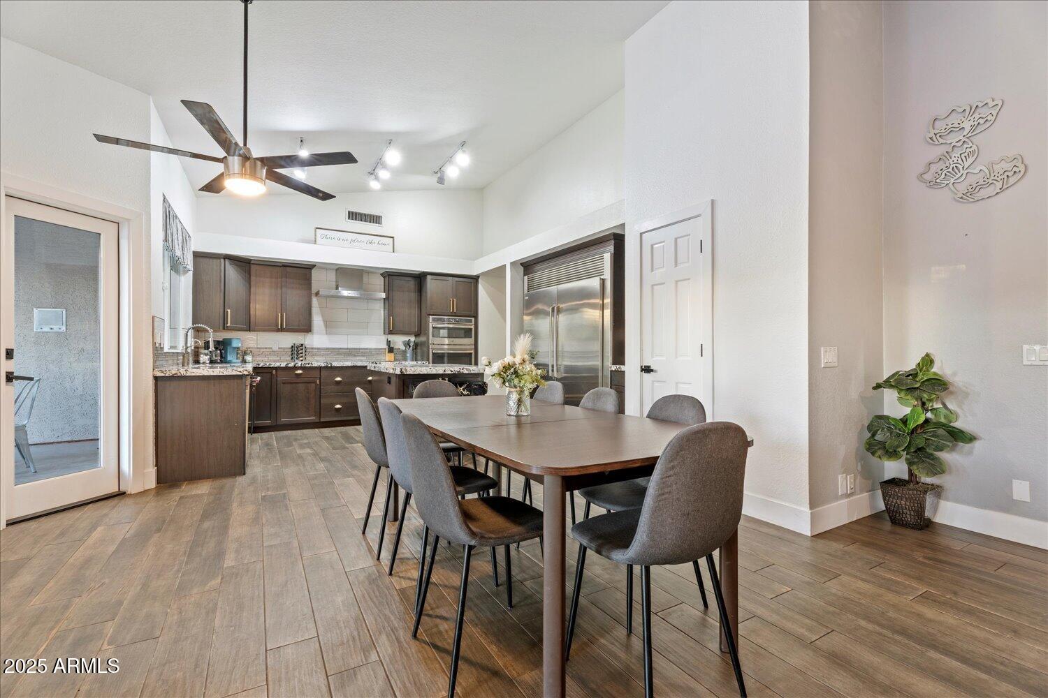 1244 N NORFOLK Circle