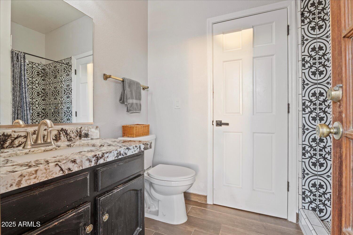 1244 N NORFOLK Circle