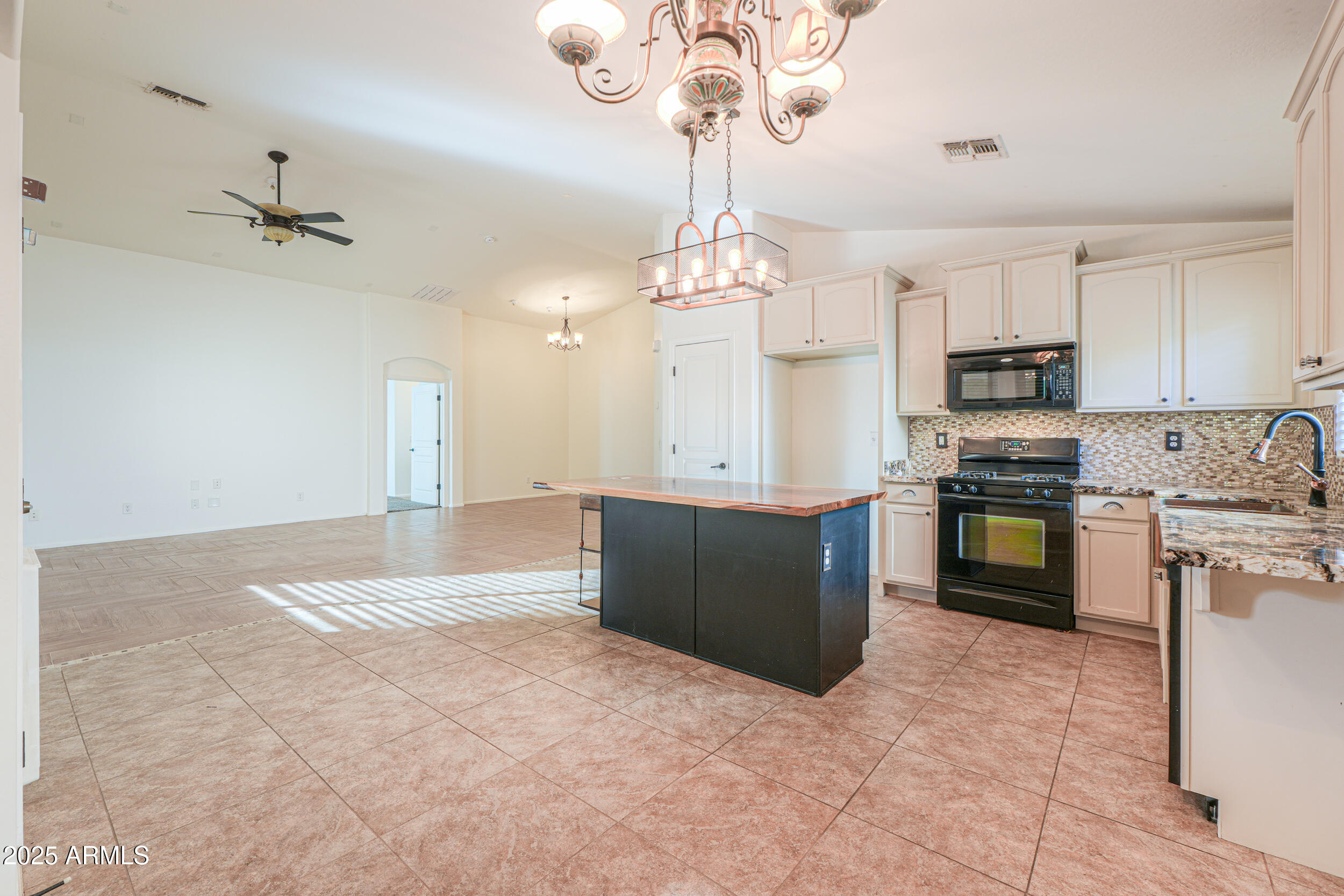 45131 W HORSE MESA Road