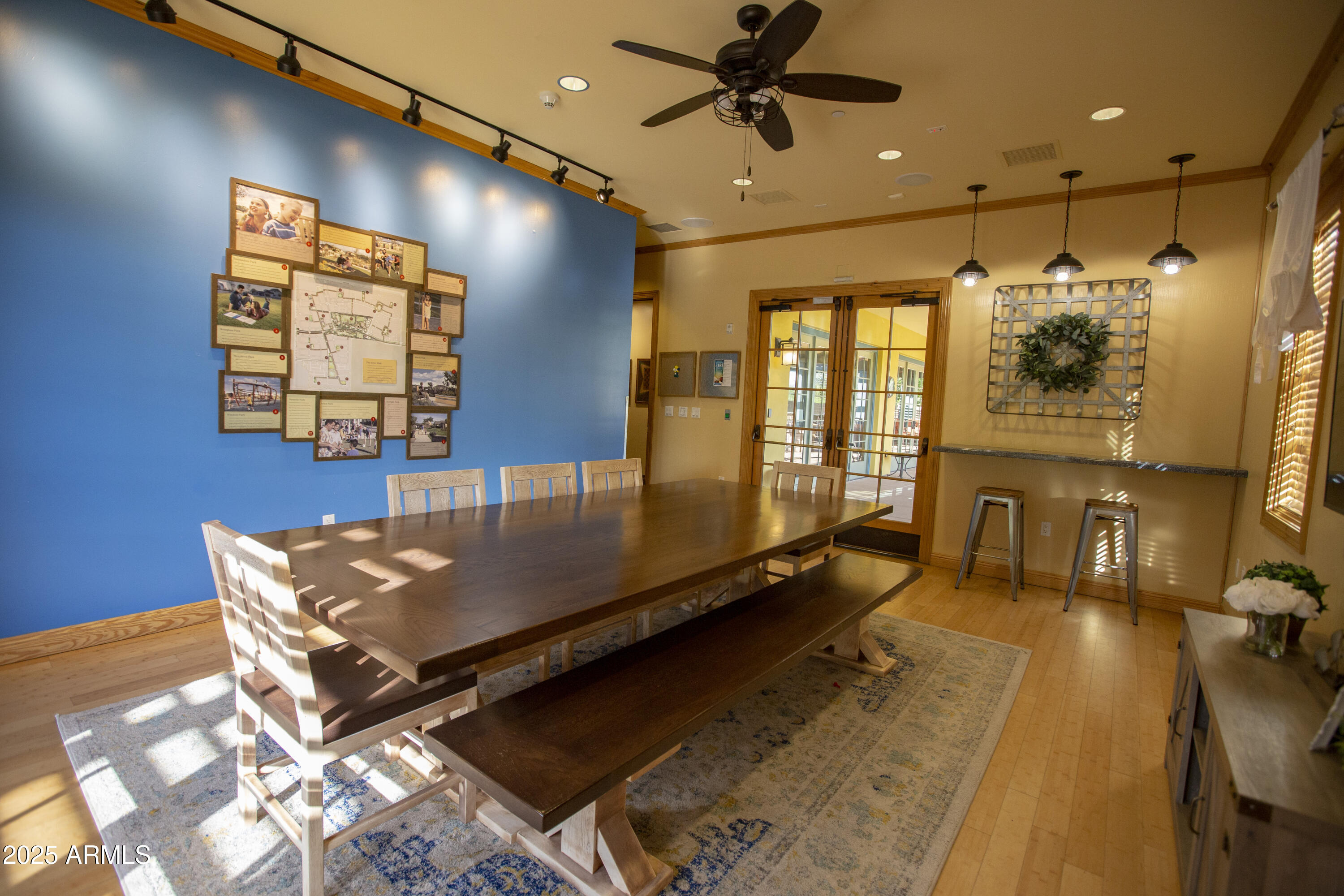 14917 W Dreyfus Street