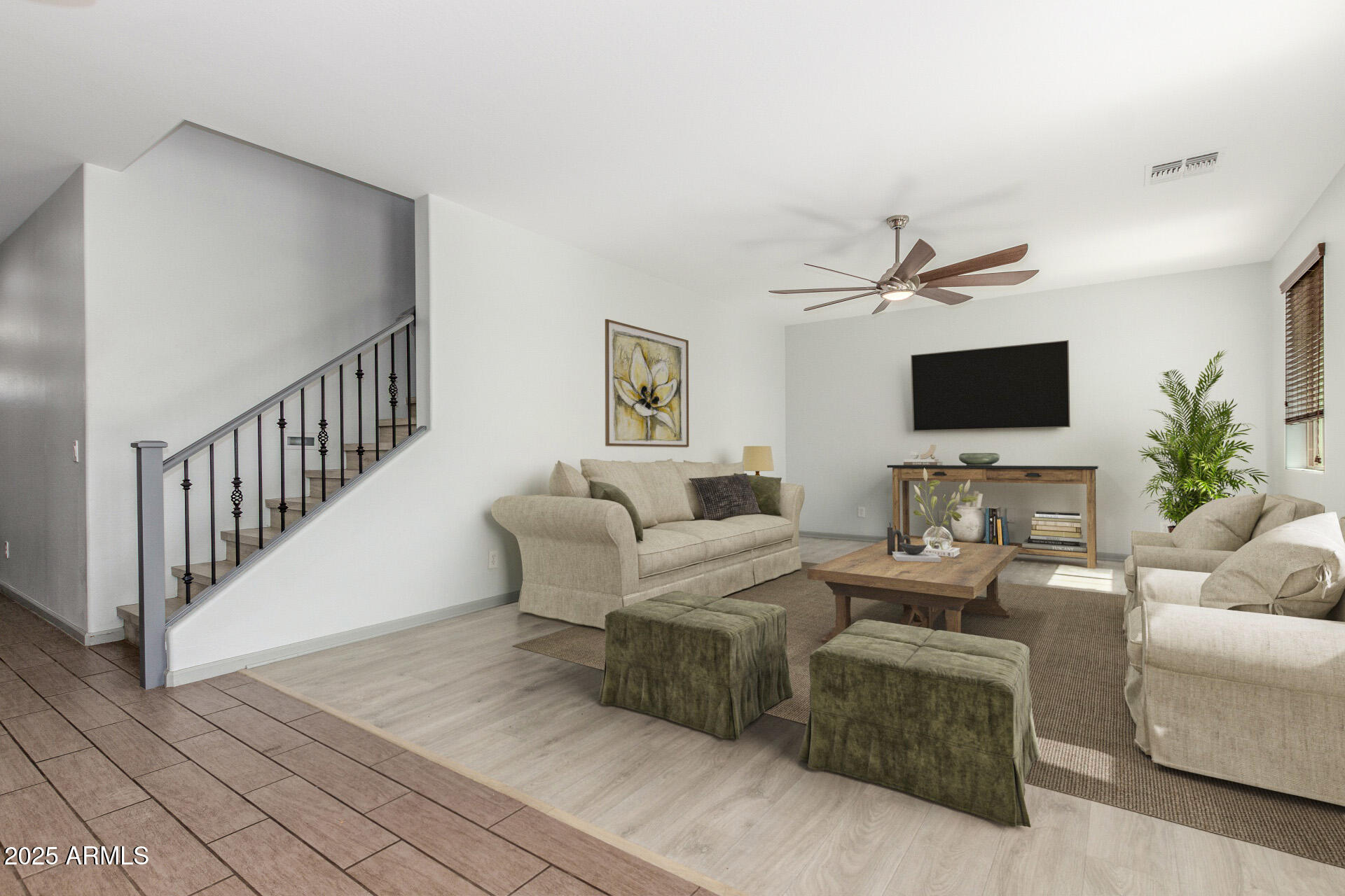 14917 W Dreyfus Street