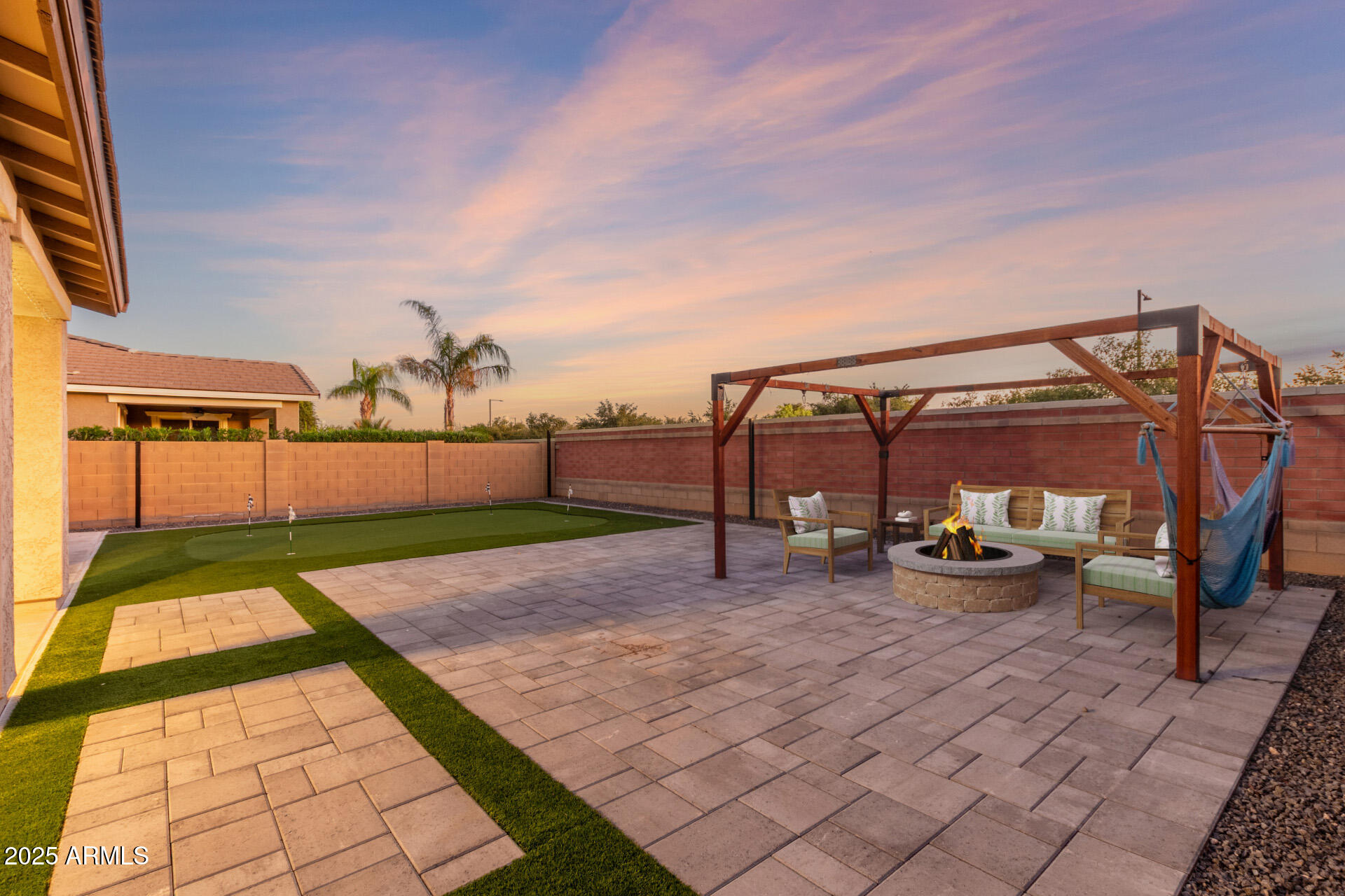 14917 W Dreyfus Street