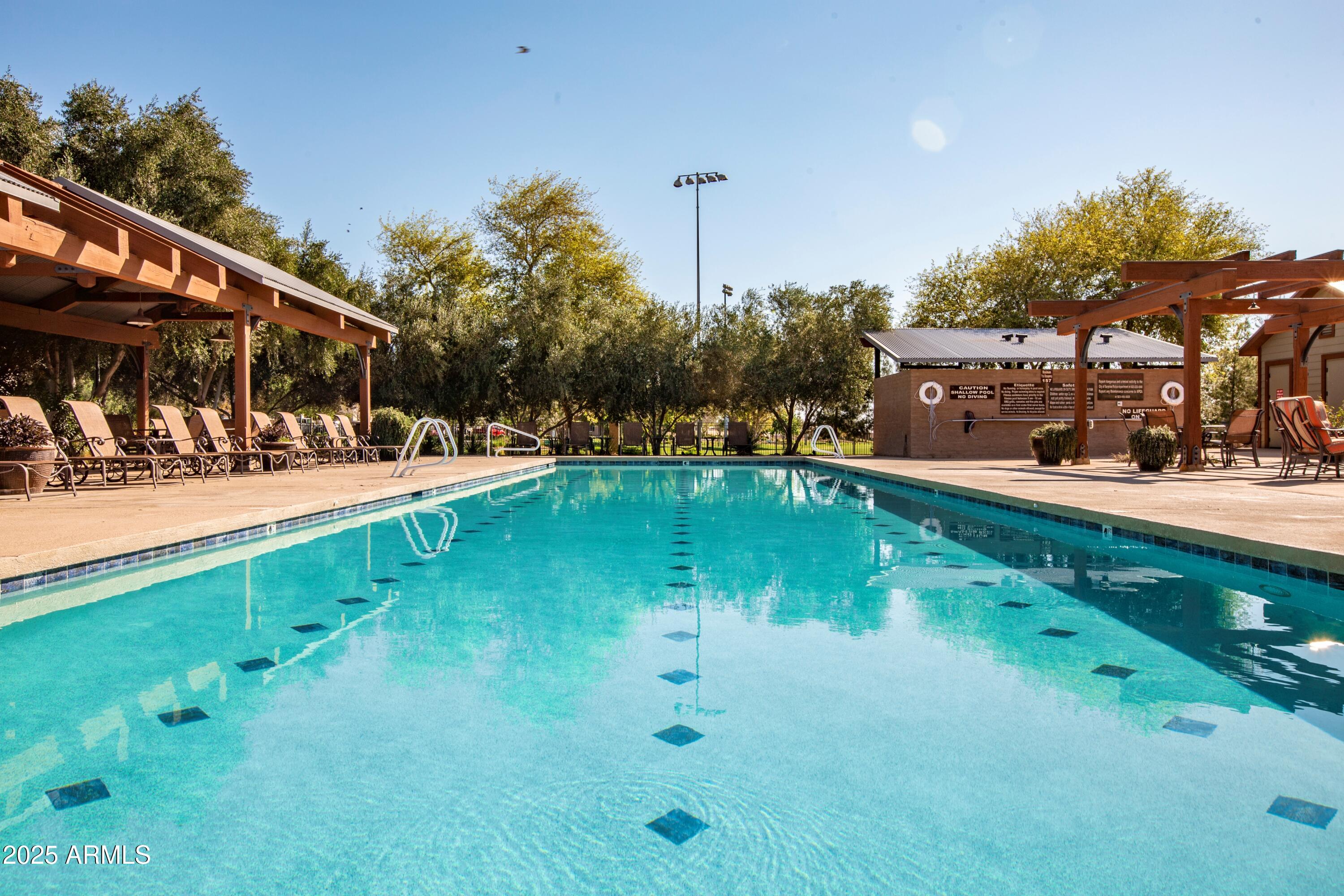 14917 W Dreyfus Street