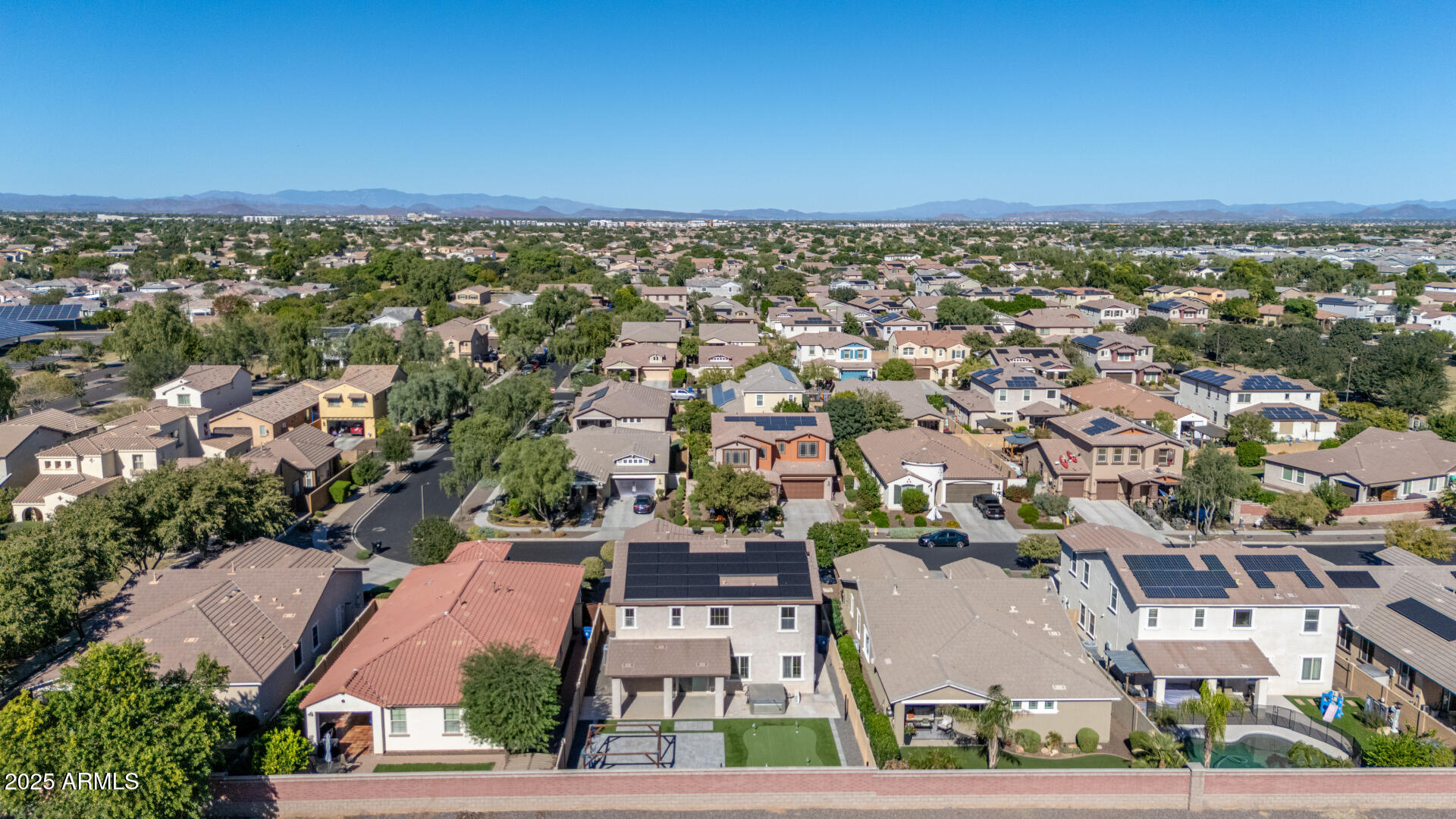 14917 W Dreyfus Street