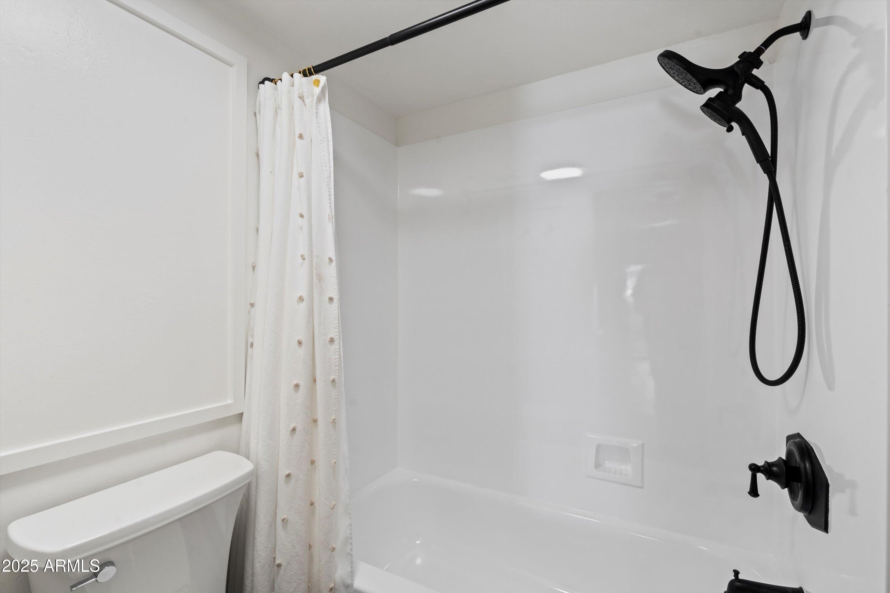 5830 N 12TH Place, 3