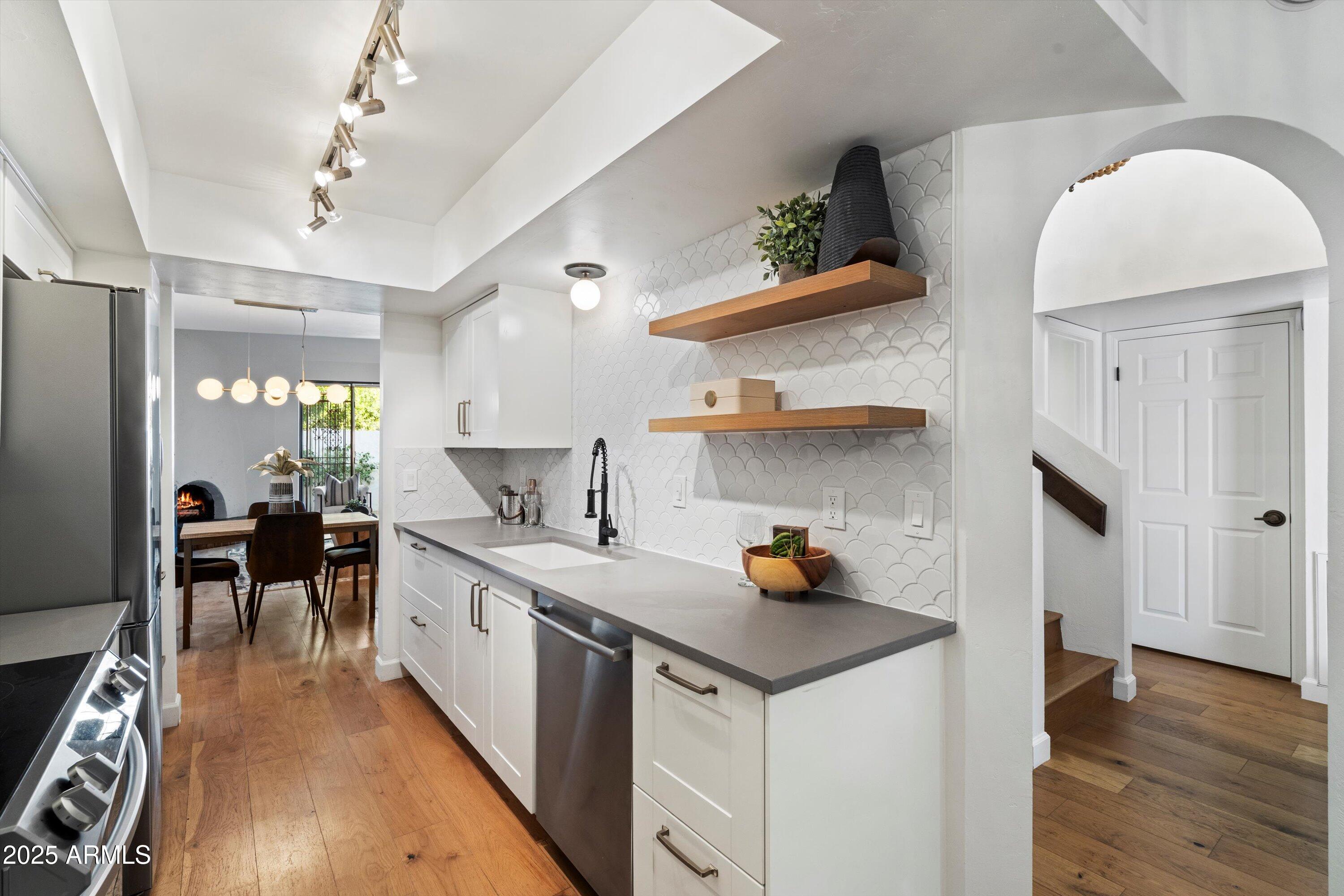 5830 N 12TH Place, 3