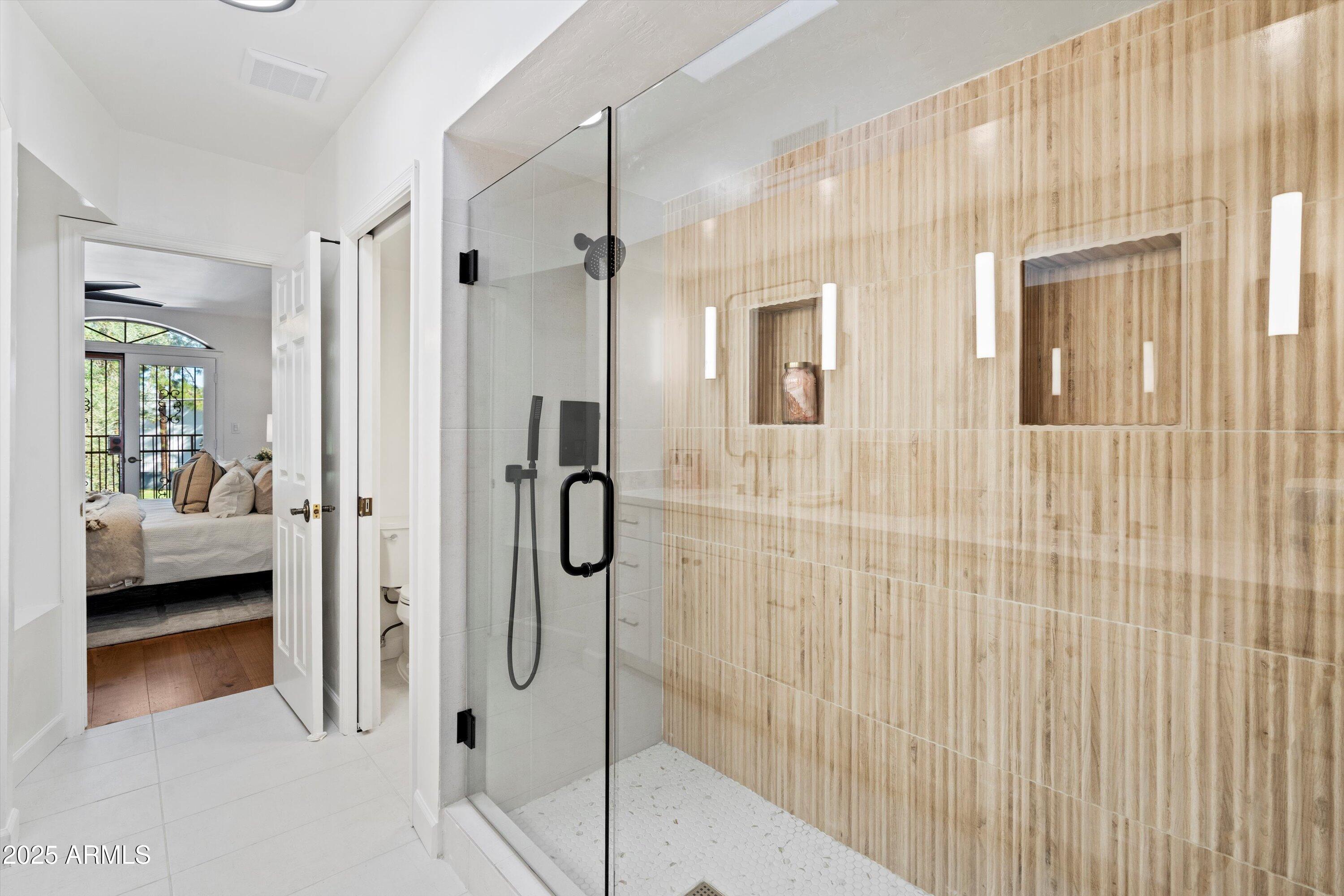 5830 N 12TH Place, 3