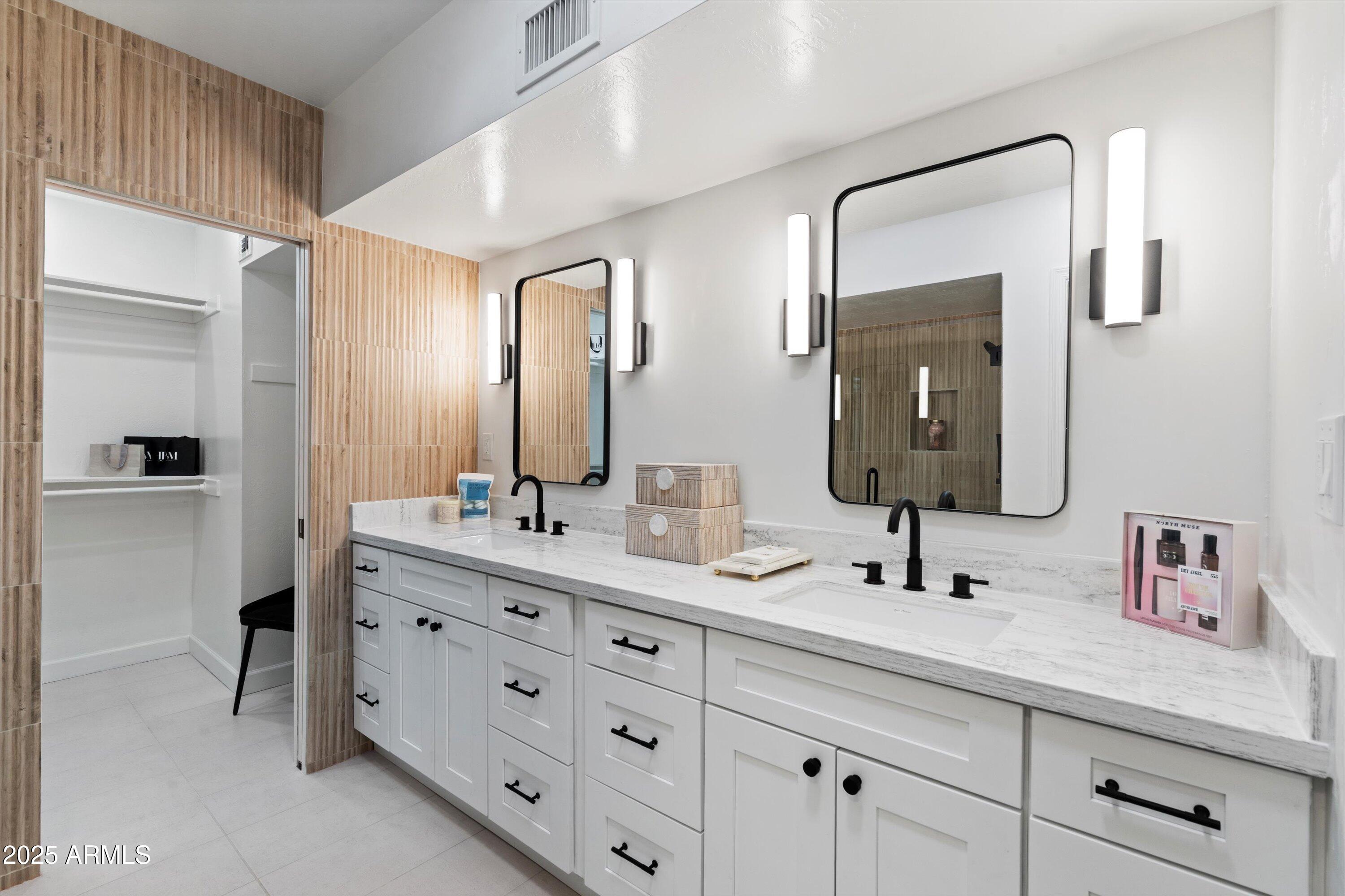 5830 N 12TH Place, 3