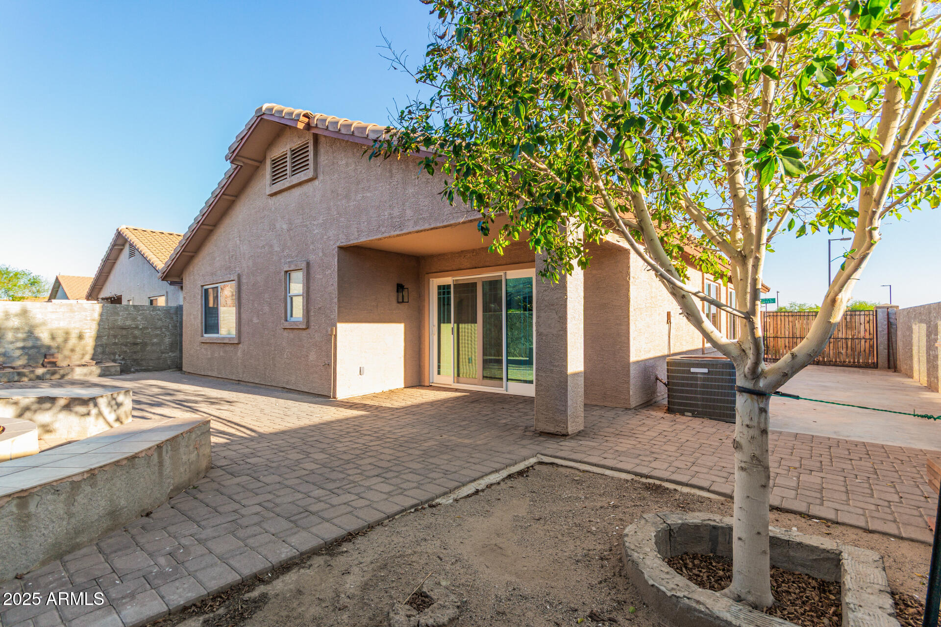 22994 W SOLANO Drive