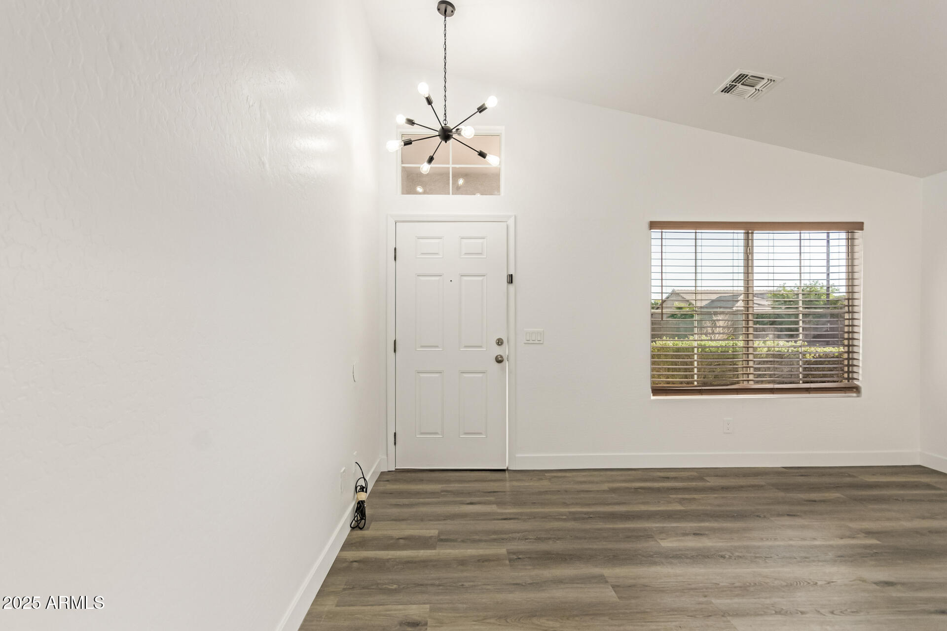 22994 W SOLANO Drive