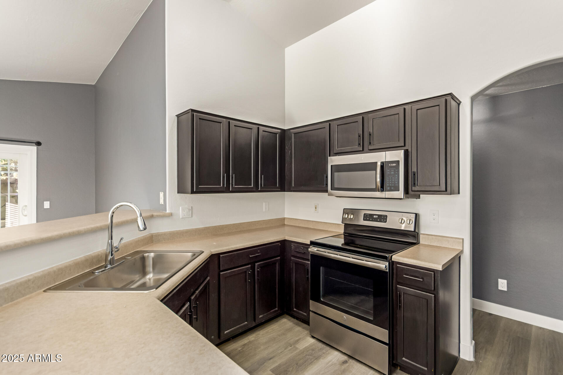 22994 W SOLANO Drive