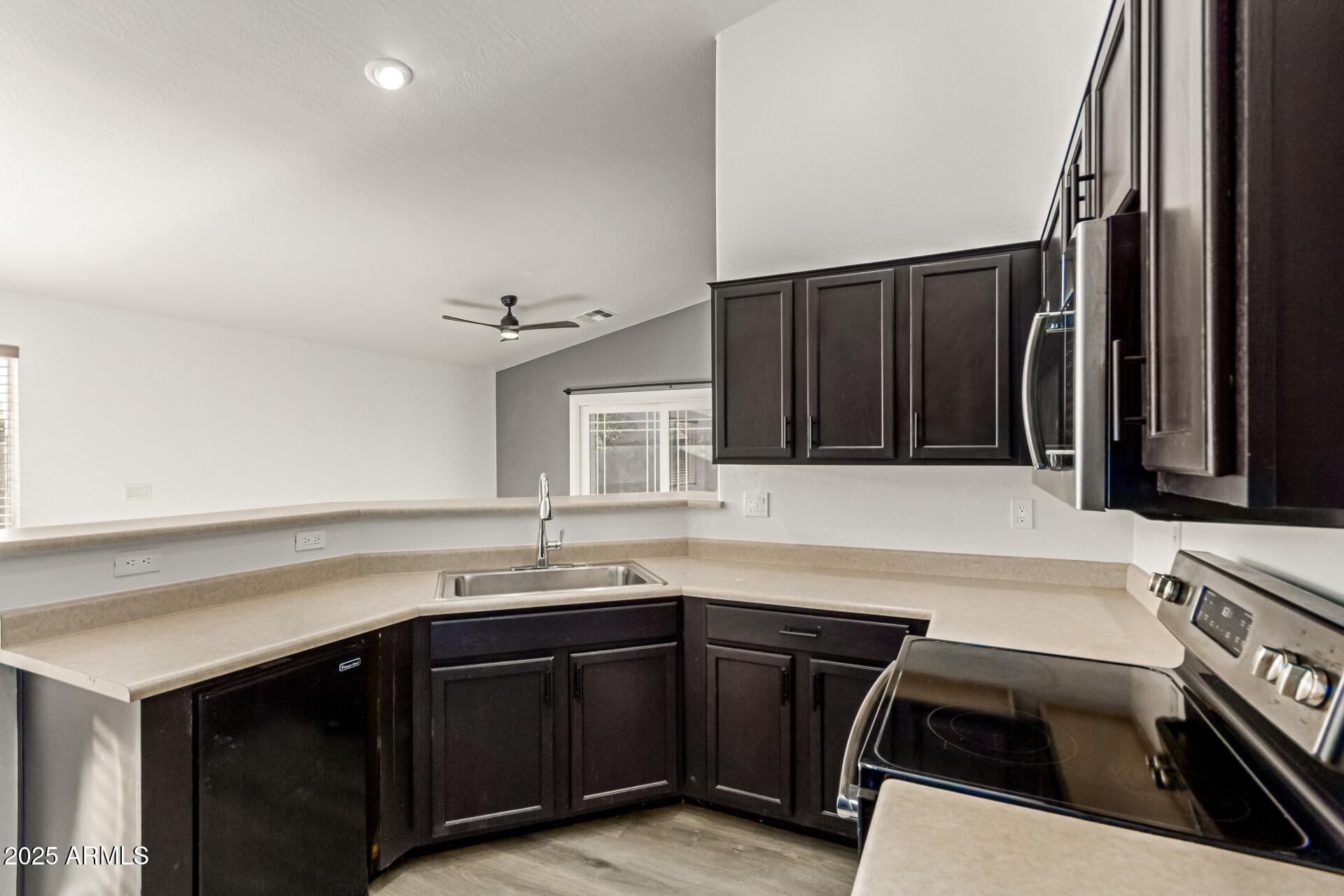 22994 W SOLANO Drive