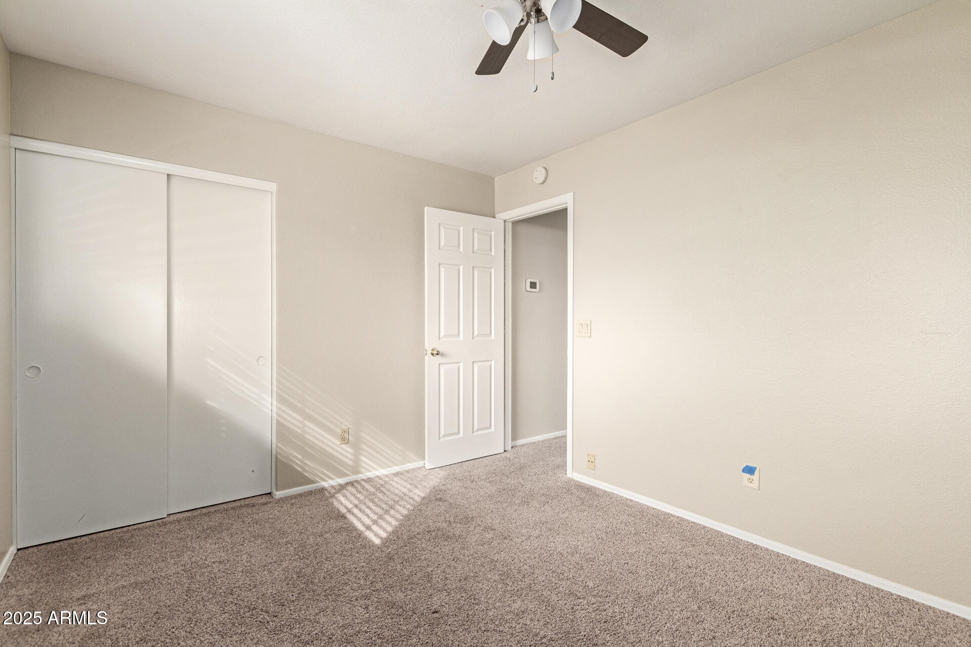 7442 W VIA DEL SOL Drive