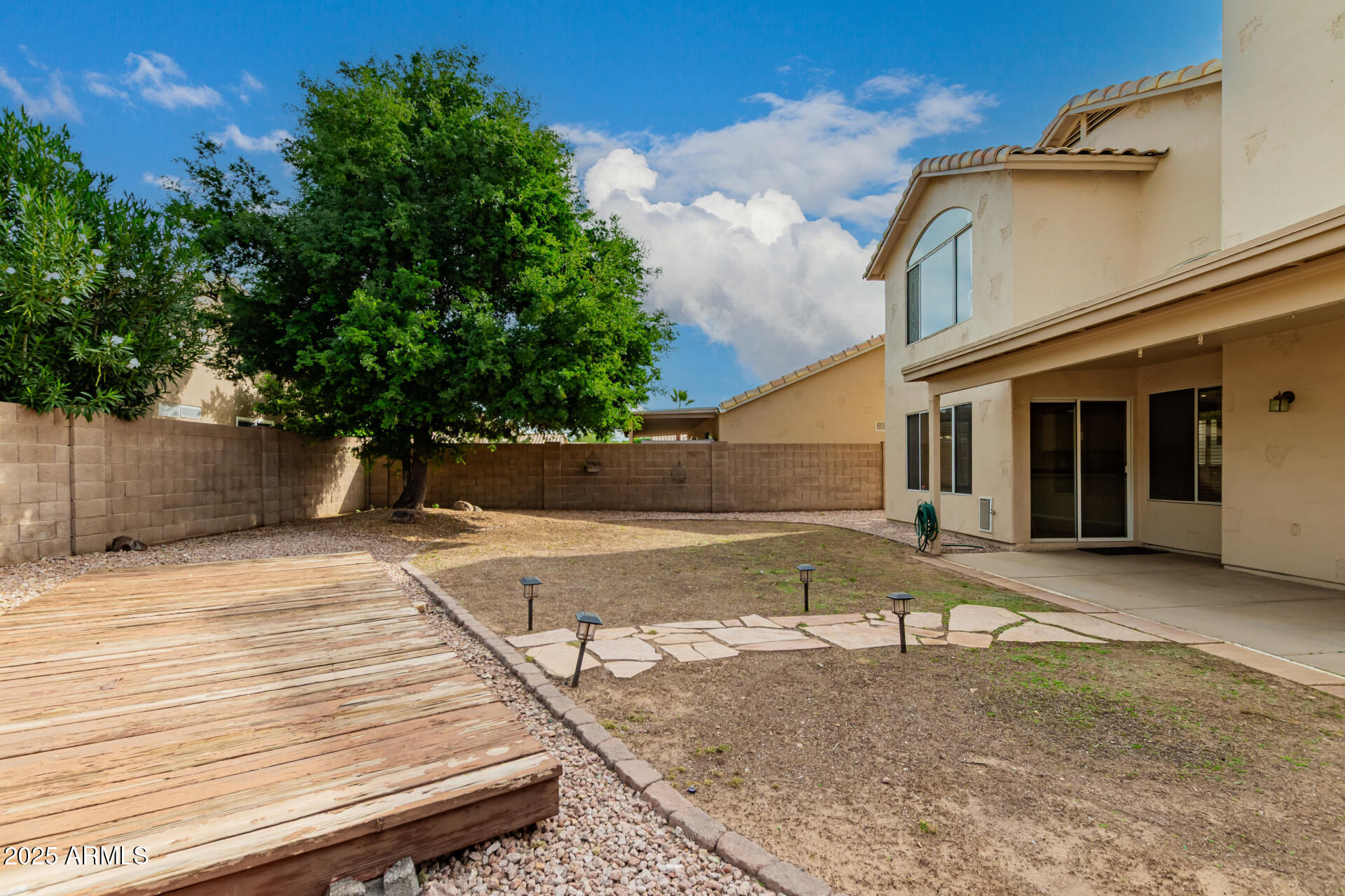 7442 W VIA DEL SOL Drive