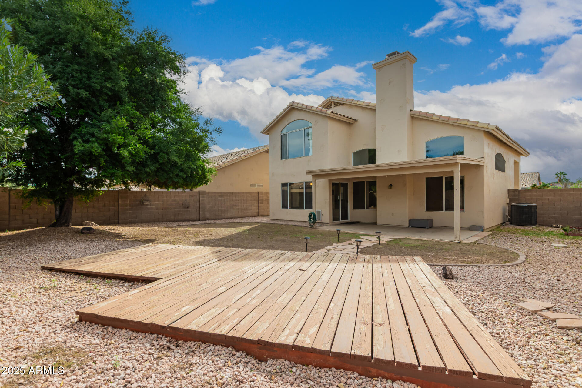 7442 W VIA DEL SOL Drive