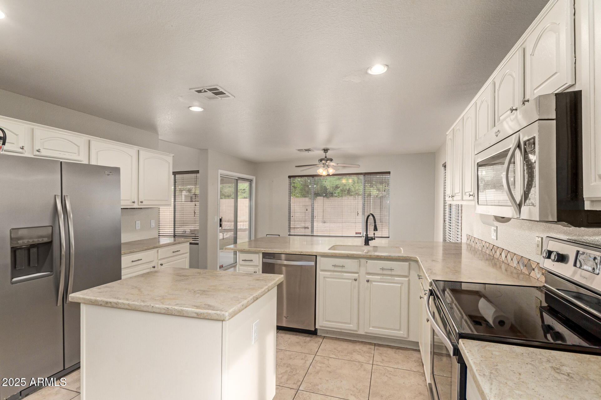 7442 W VIA DEL SOL Drive