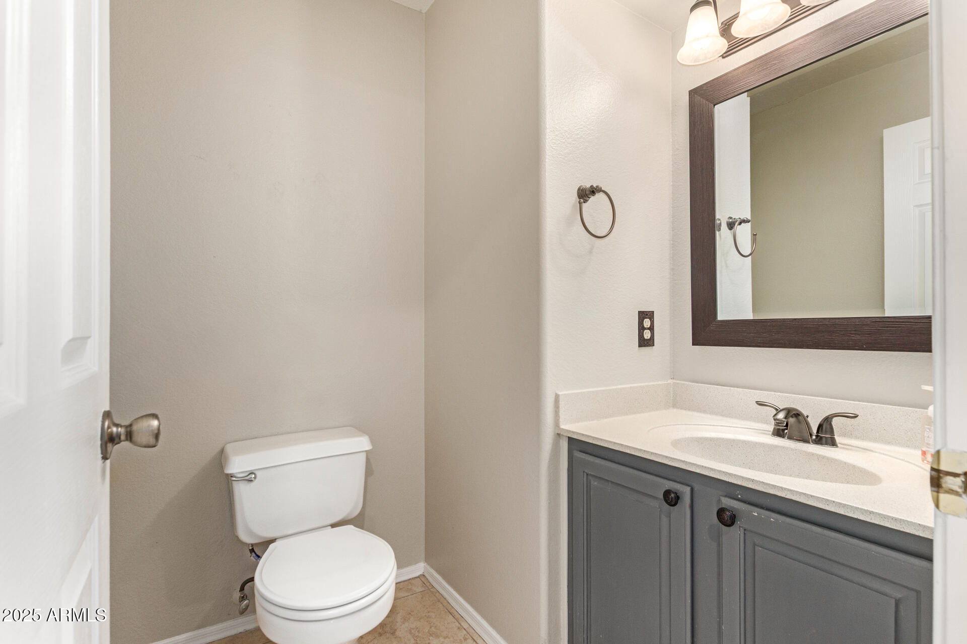 7442 W VIA DEL SOL Drive