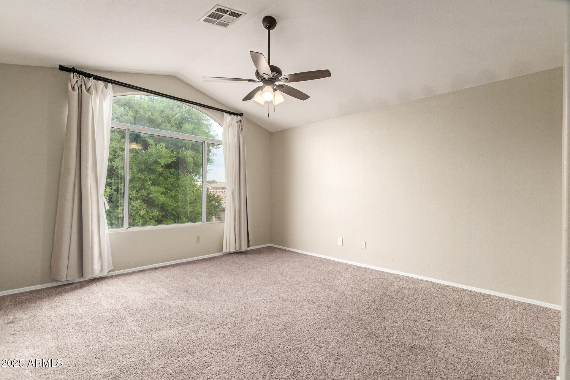 7442 W VIA DEL SOL Drive