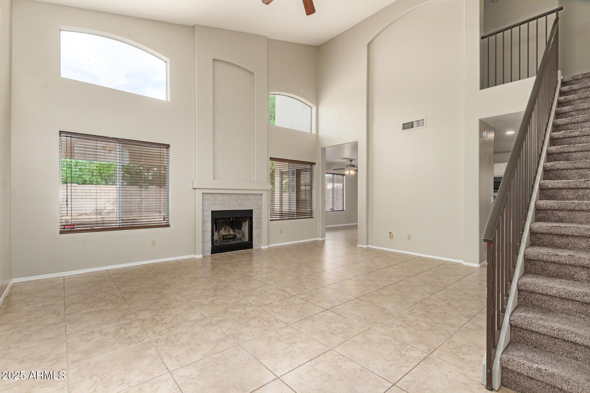 7442 W VIA DEL SOL Drive