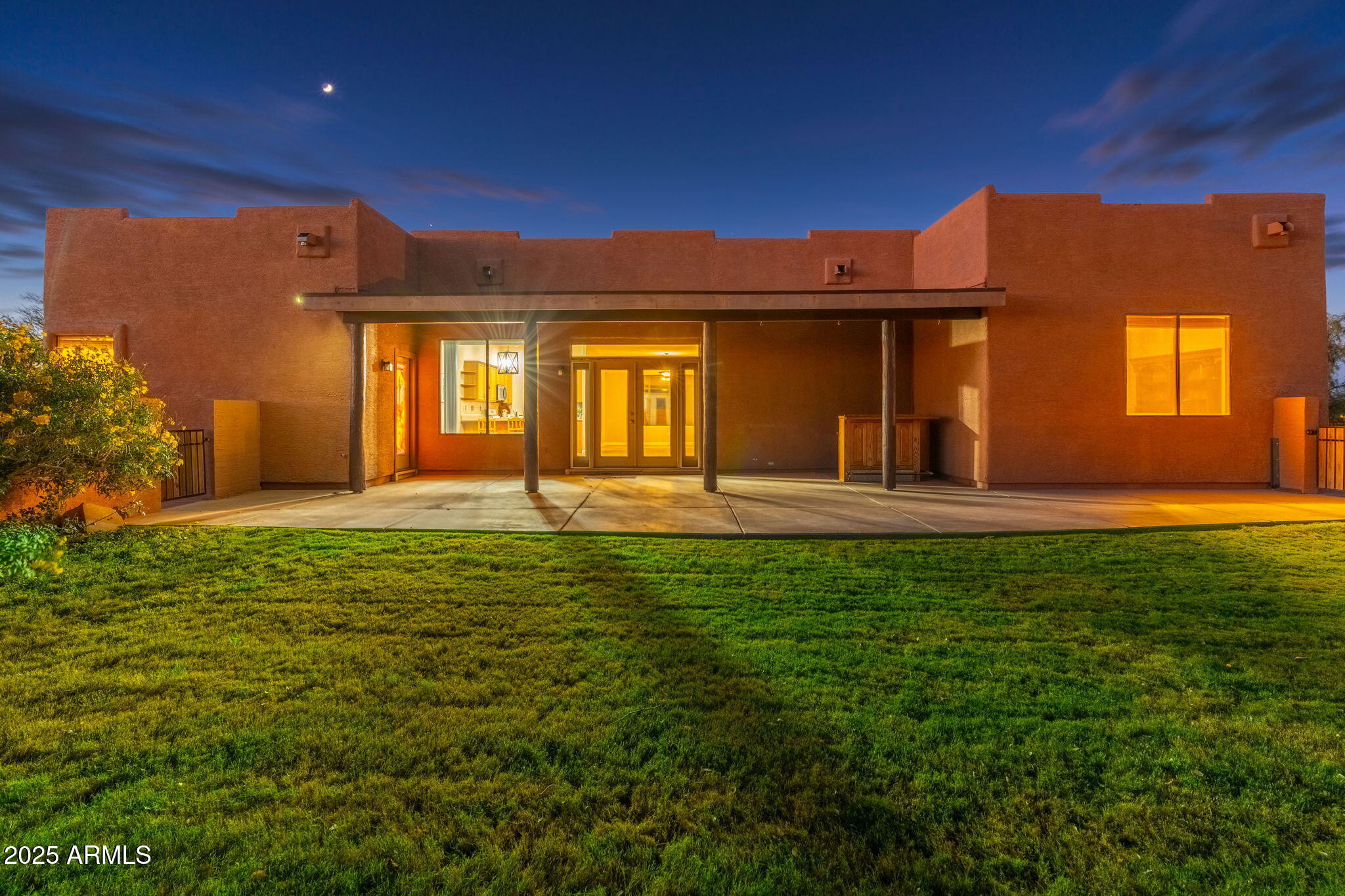 25645 W BLUE SKY Drive