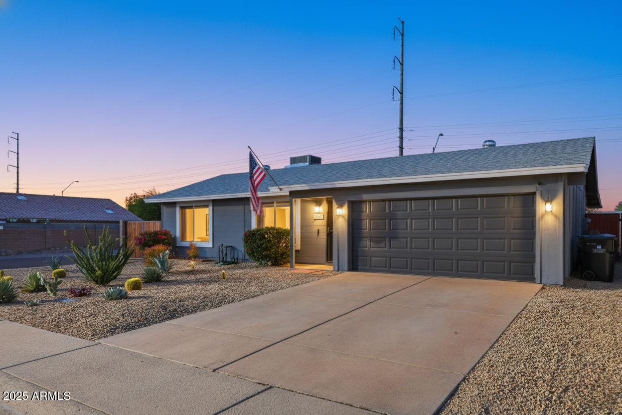 2902 E VILLA THERESA Drive