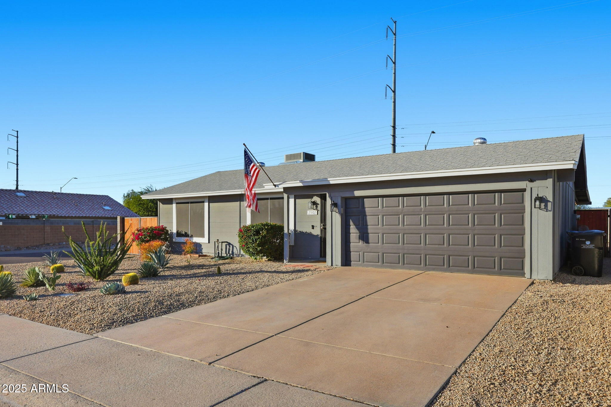 2902 E VILLA THERESA Drive