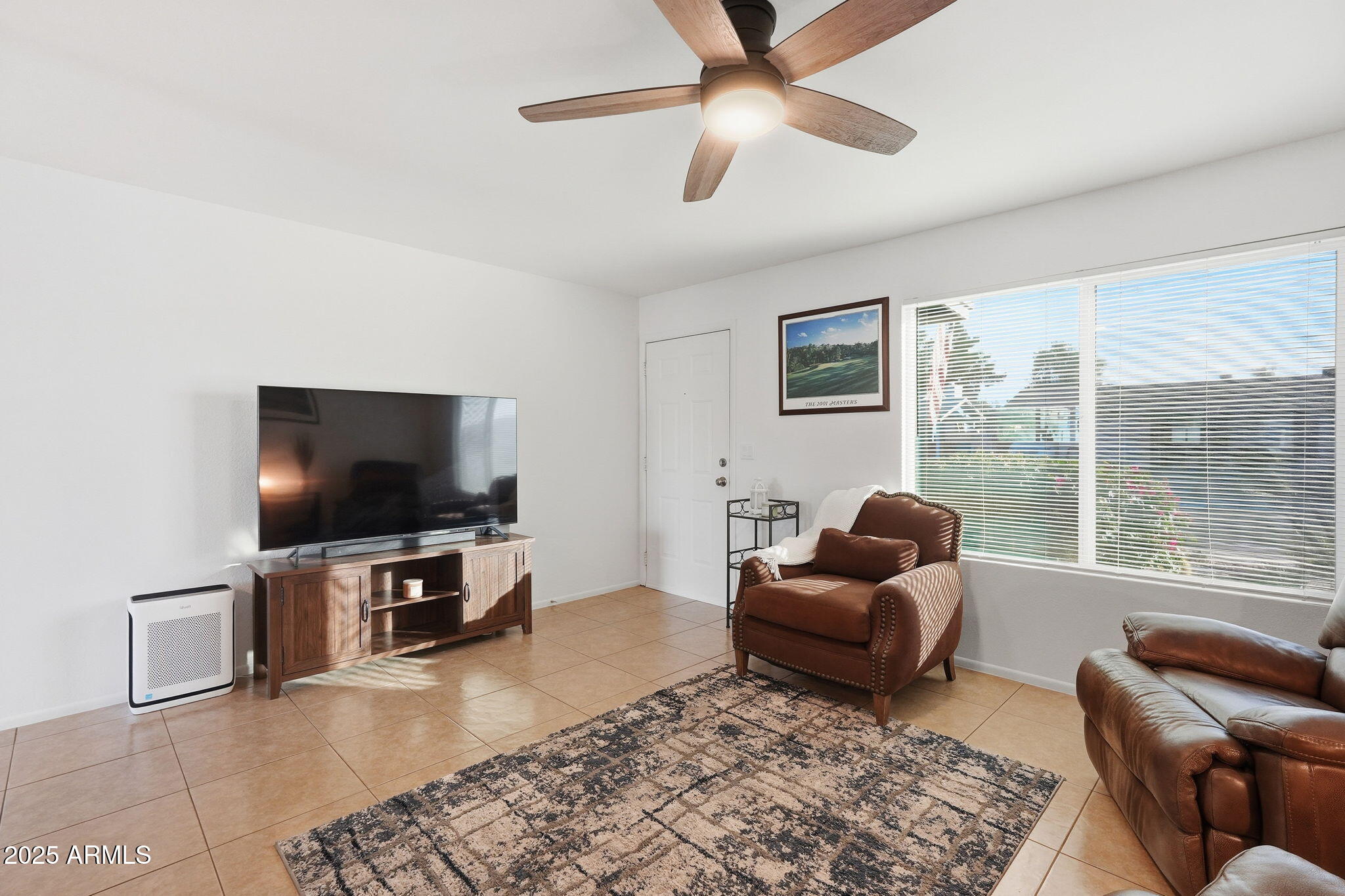 2902 E VILLA THERESA Drive